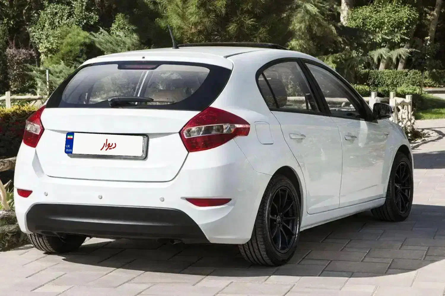 برلیانس ۳۲۰|خودرو سواری و وانت|اصفهان, سعادتآباد|دیوار