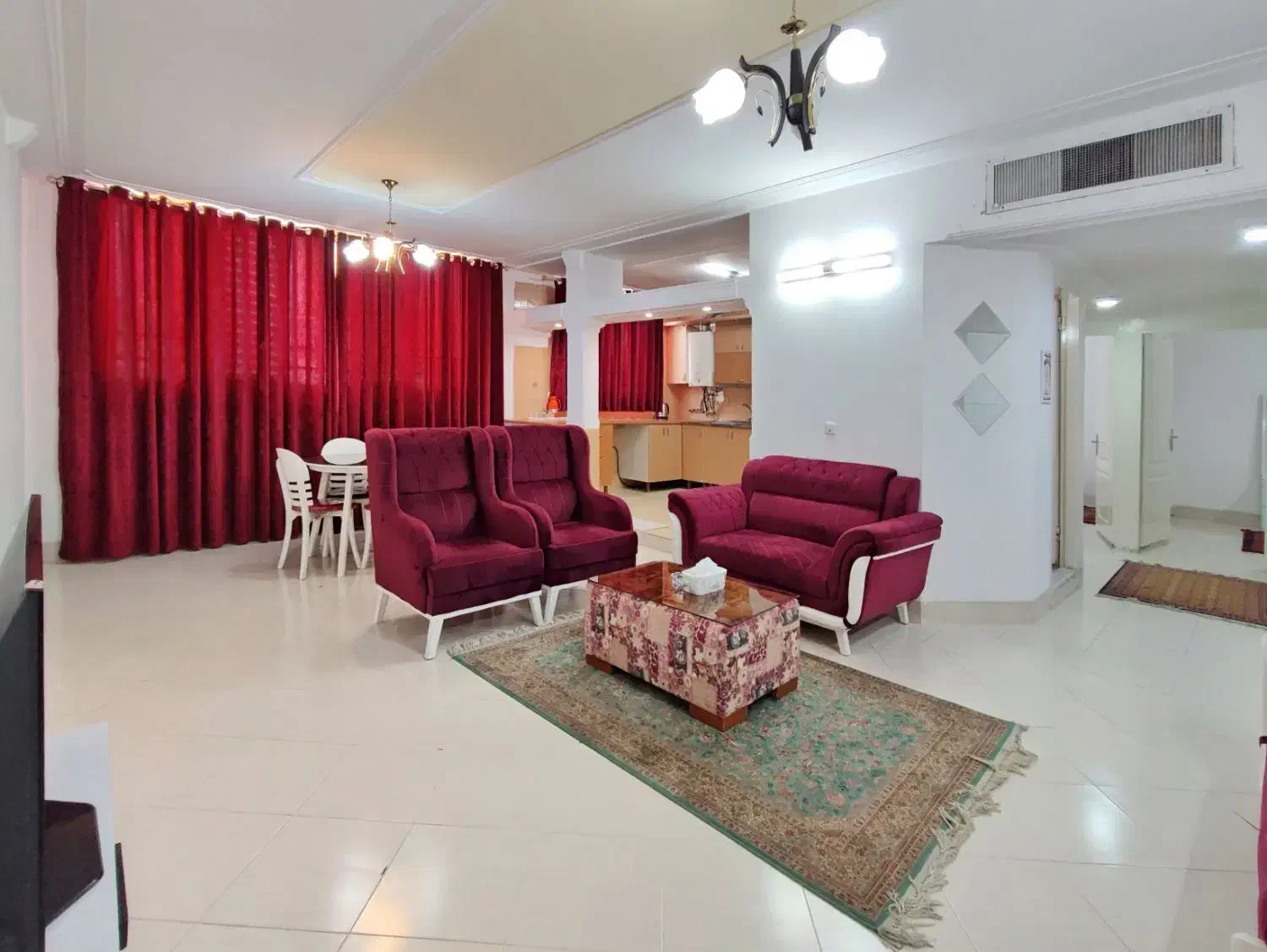 آپارتمان.مبله.تمیز|اجارهٔ کوتاه‌مدت آپارتمان و سوئیت|شیراز, فرهنگ شهر|دیوار