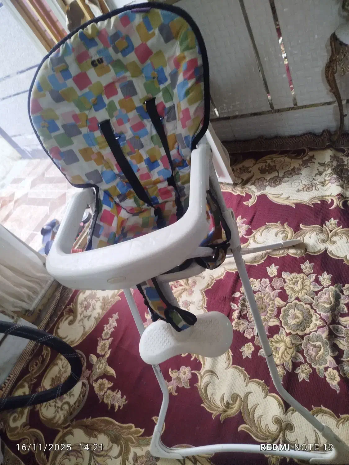 صندلی کودک|تخت و صندلی بچه|اندیمشک, |دیوار