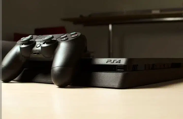 Ps4 slim|کنسول، بازی ویدئویی و آنلاین|لنگرود, |دیوار