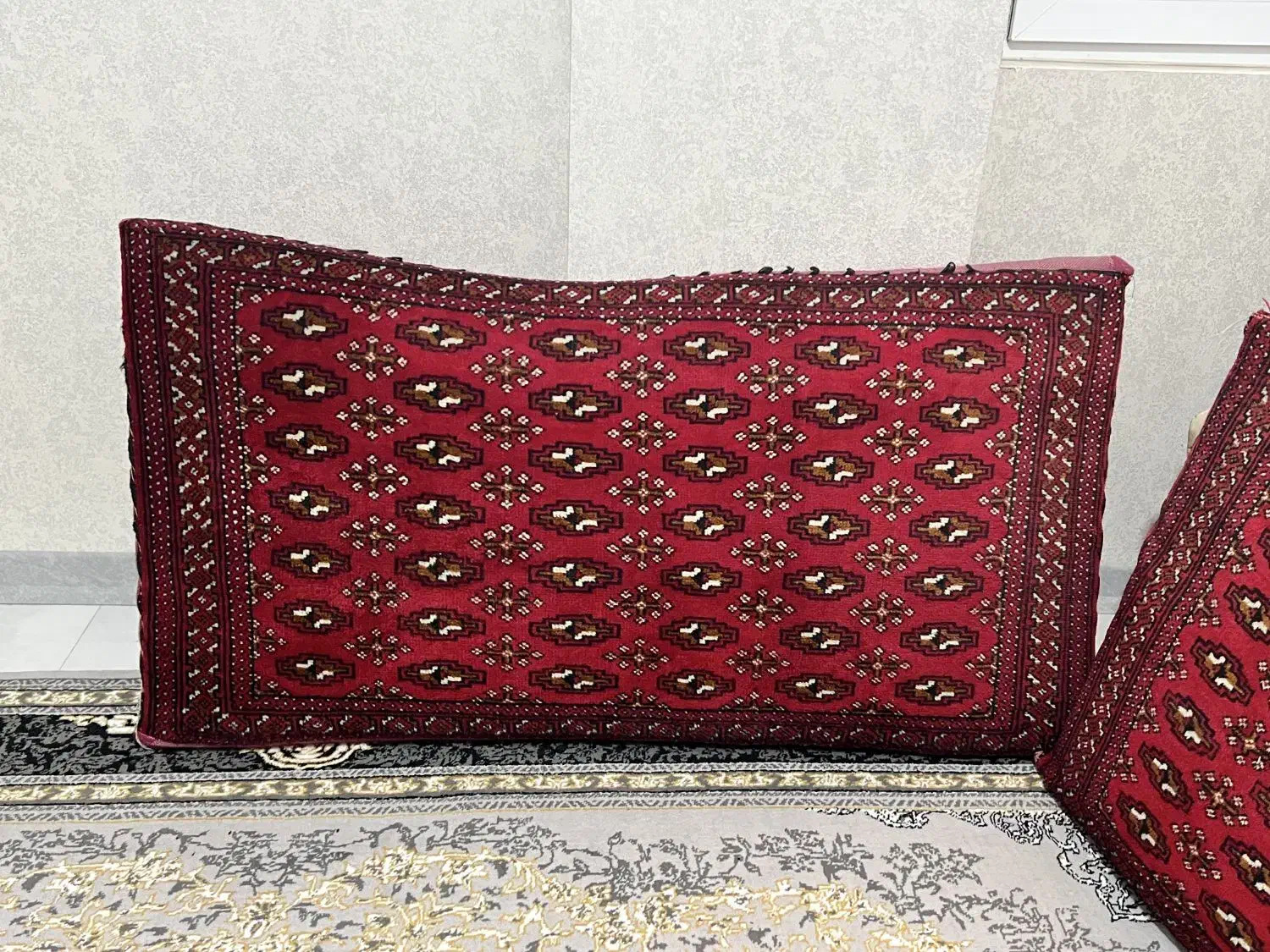 یک جفت پشتی دست بافت|پشتی|پاکدشت, پاکدشت (مامازند)|دیوار