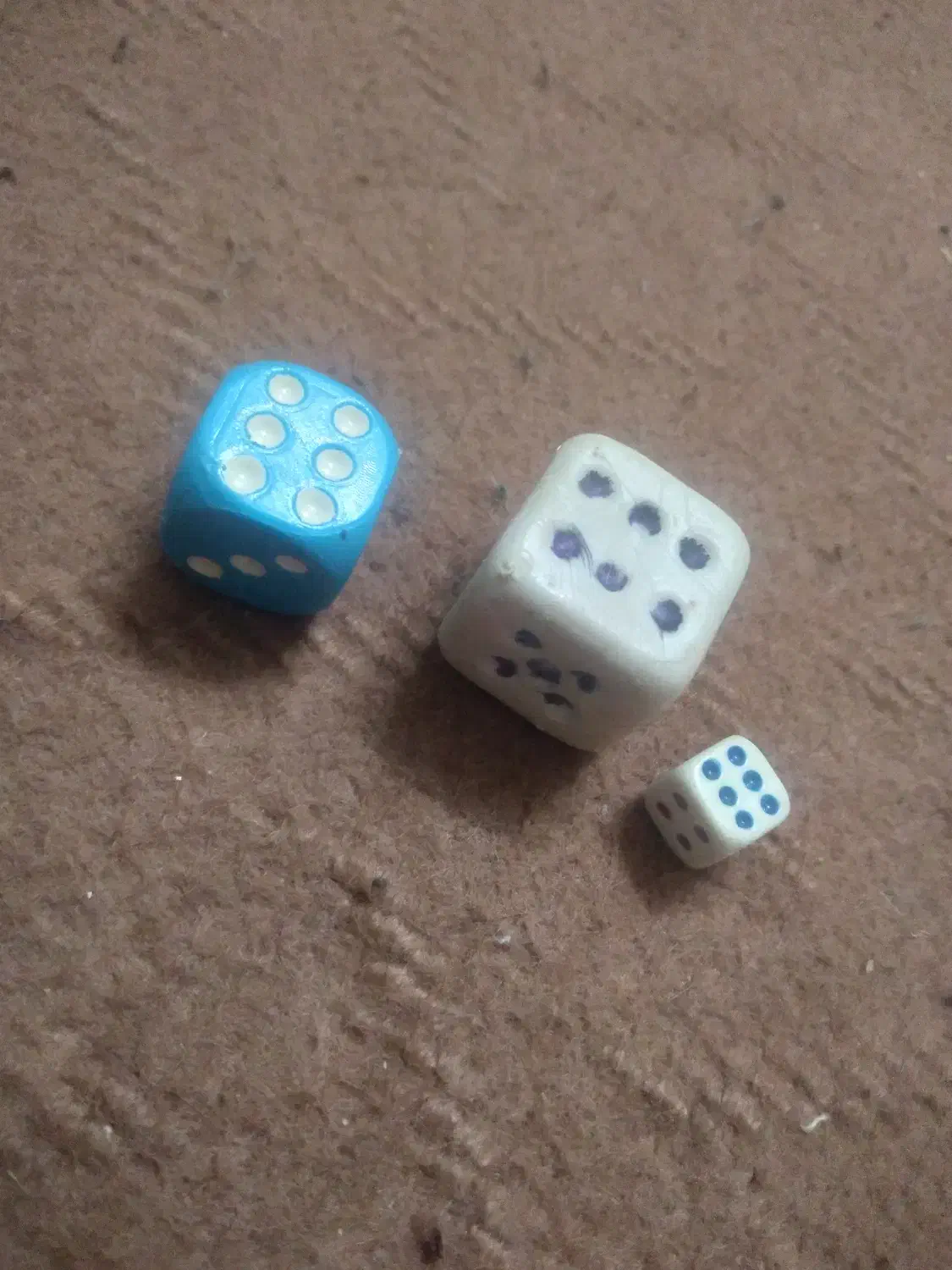 تاس|اسباب‌‌بازی|سمنان, |دیوار