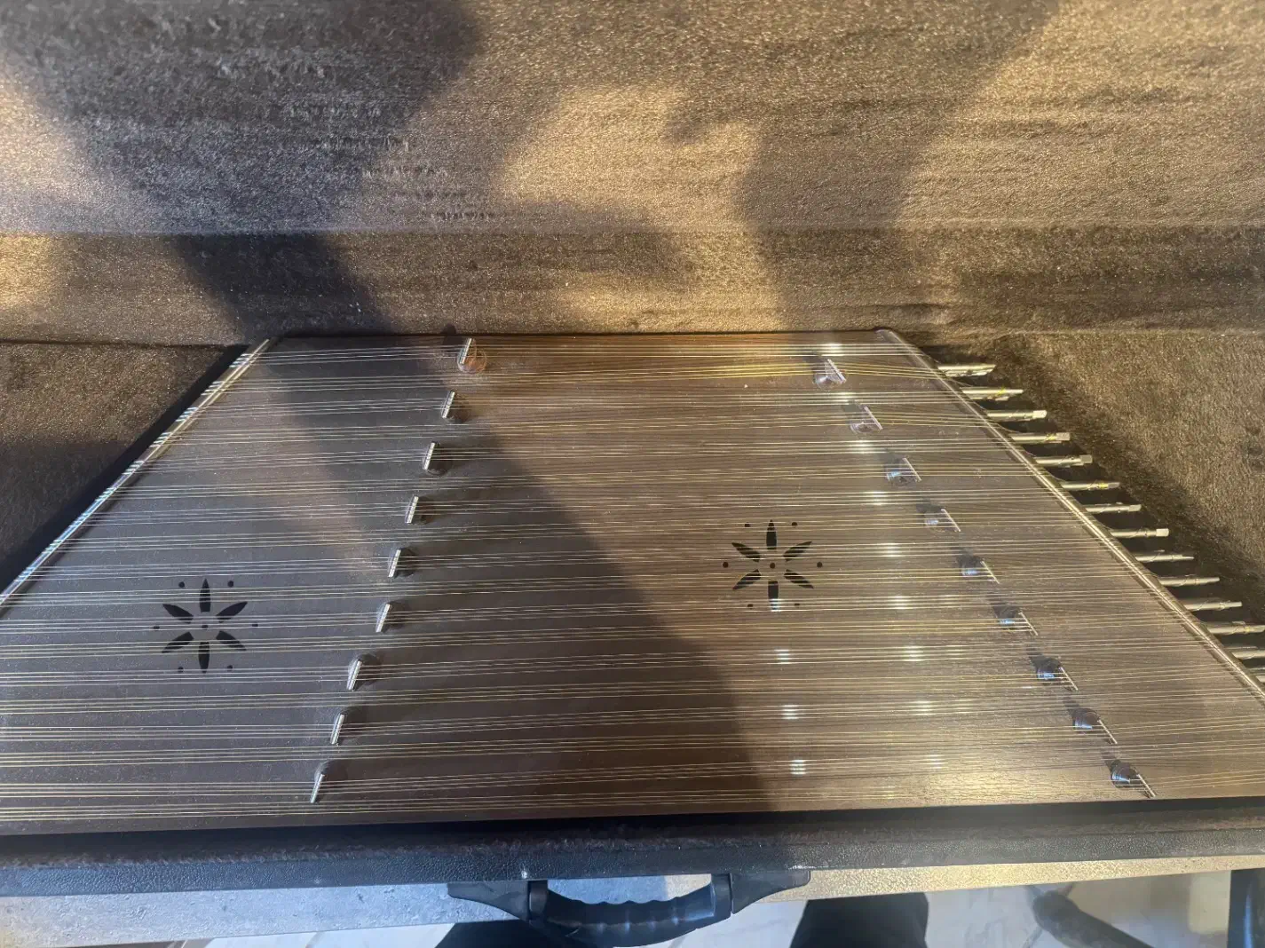 سنتور در حد نو حرفه ای|سازهای سنتی|شیراز, سینما سعدی|دیوار