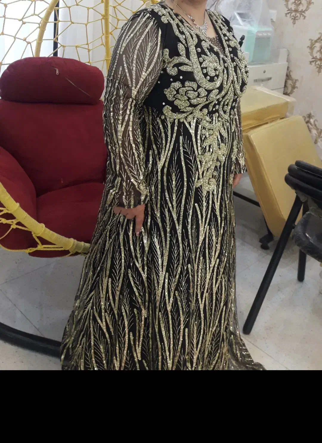 لباس مجلسی|لباس|شهریار, شهریار|دیوار