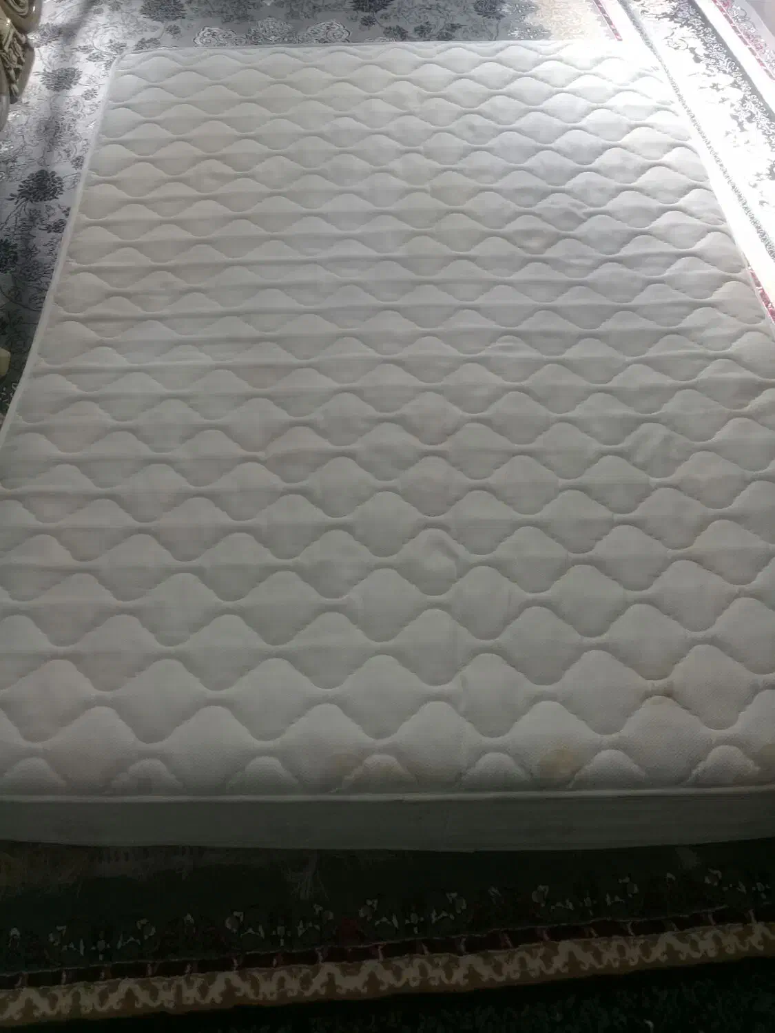 تشک|تشک تختخواب|قم, هفت تیر|دیوار