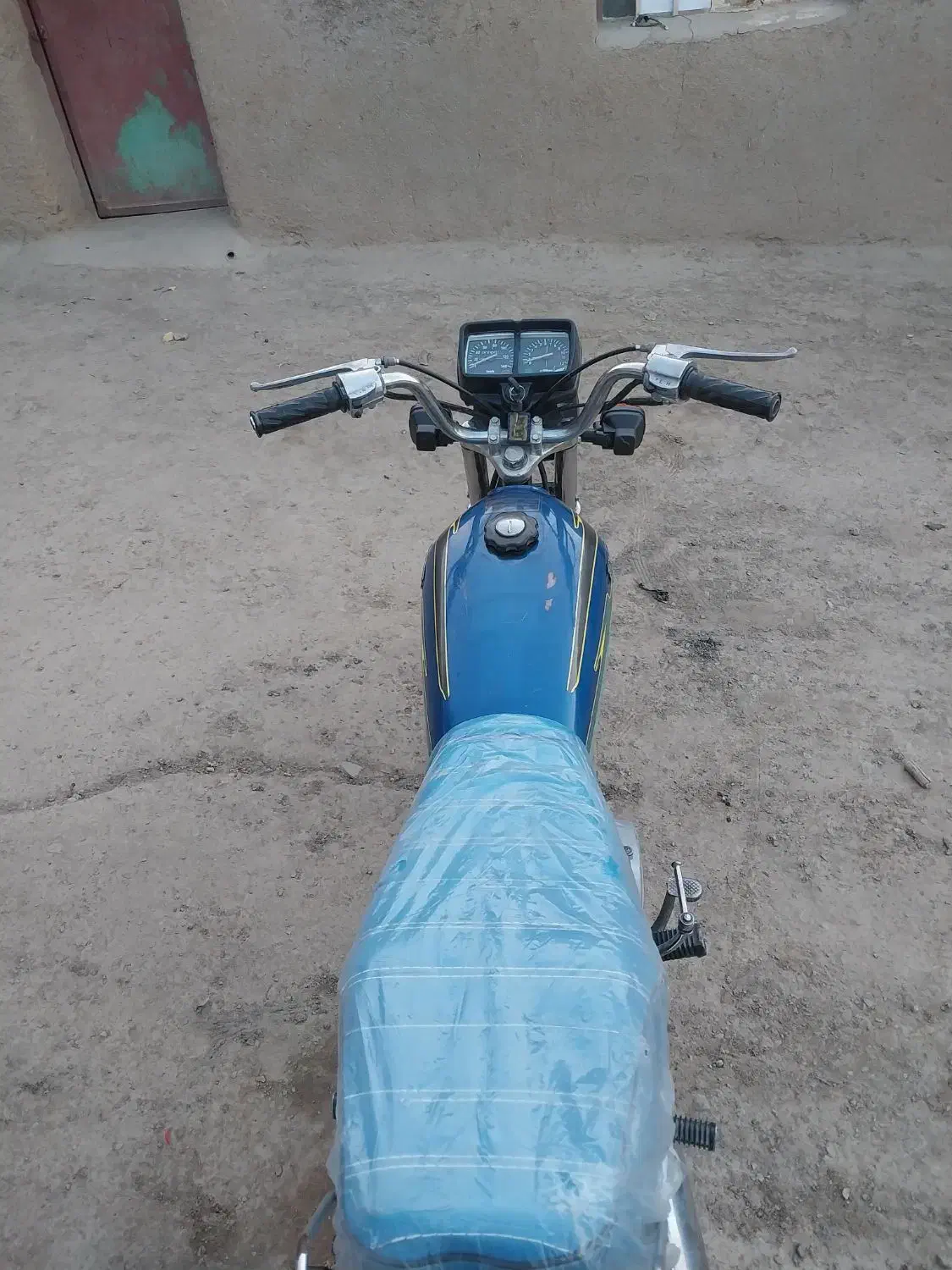 موتور ۱۲۵ همه چیز فول|موتورسیکلت|زنجان, |دیوار