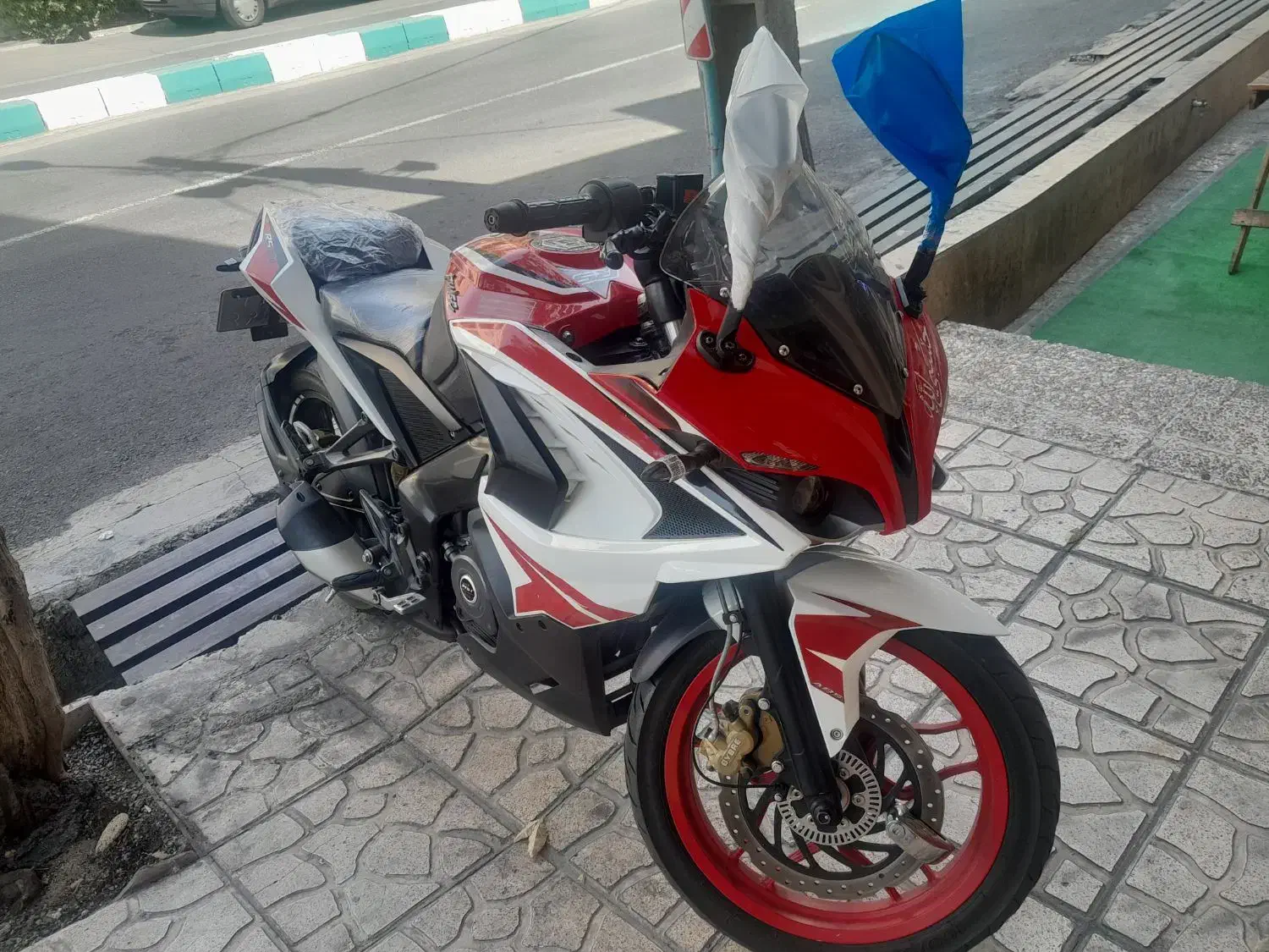 ار اس 200|موتورسیکلت|تهران, یوسفآباد|دیوار