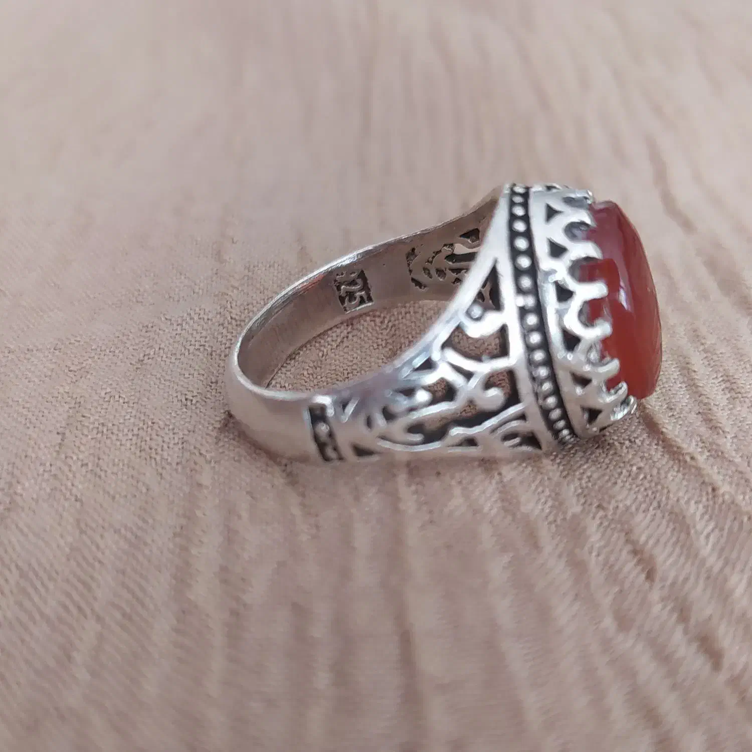 عقیق یمن|جواهرات|نجف‌آباد, حومه نجف آباد|دیوار