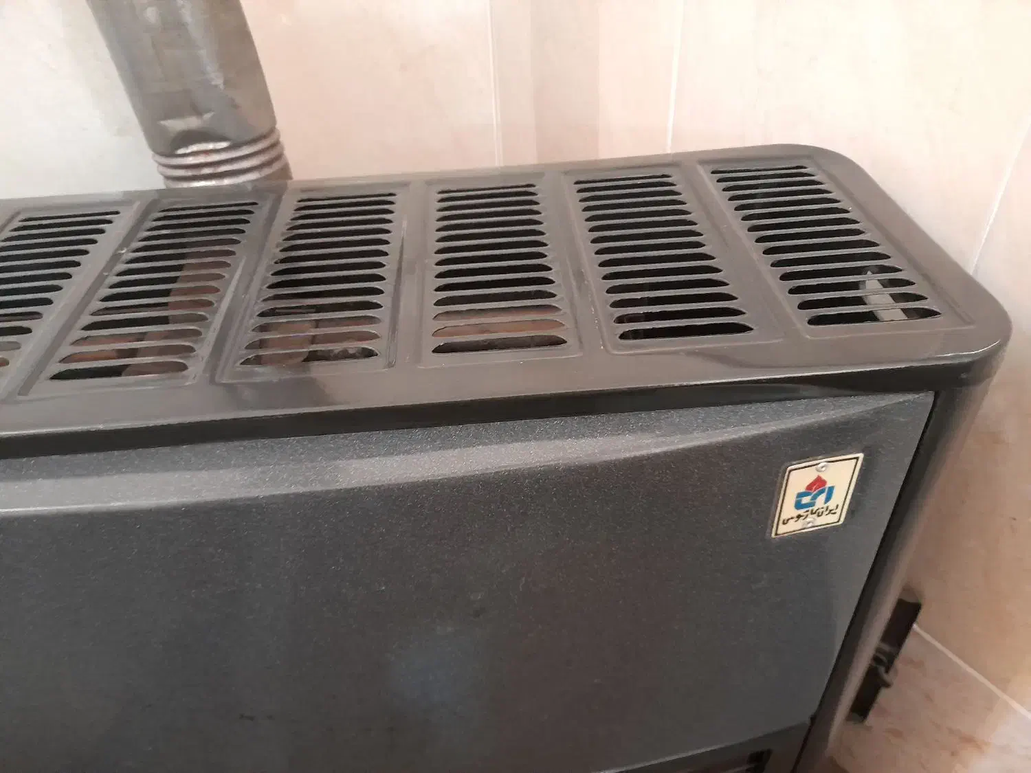 بخاری گازی|بخاری، هیتر، شومینه|قم, دروازه چوبی|دیوار