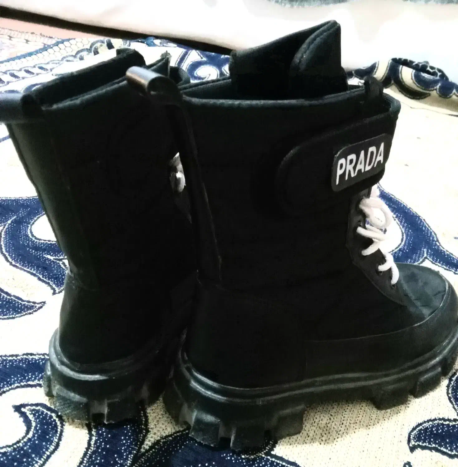 نیم بوت بچه گونه بسیار شیک سایز۳۱|کیف، کفش، کمربند|پاکدشت, پاکدشت (مامازند)|دیوار