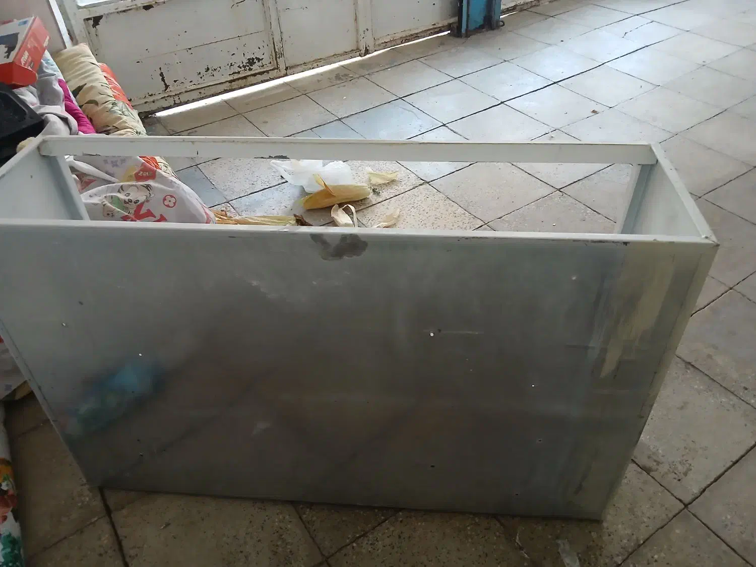 ابچکان نو فلزی|آبچکان و نظمدهنده ظروف|کوهدشت, |دیوار