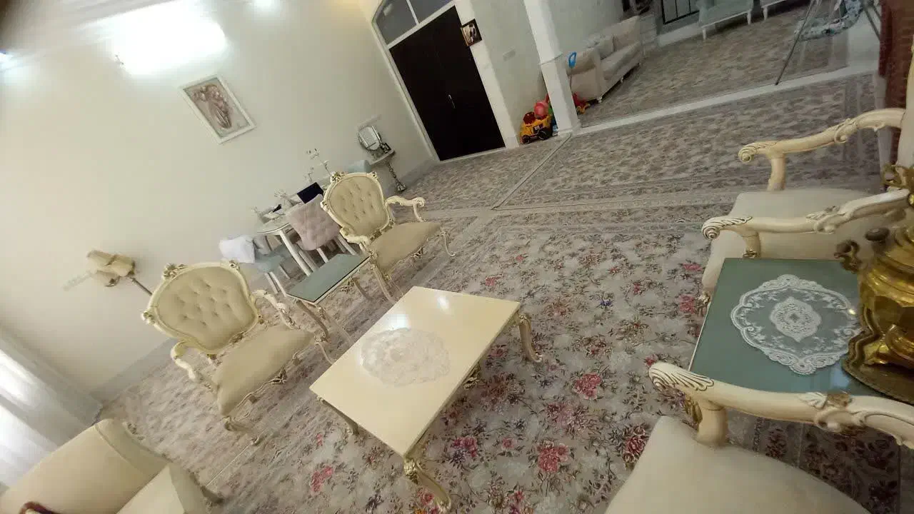 خانه ویلایی 2طبقه زیبا و بزرگ و دلباز|فروش خانه و ویلا|قم, شهدا|دیوار