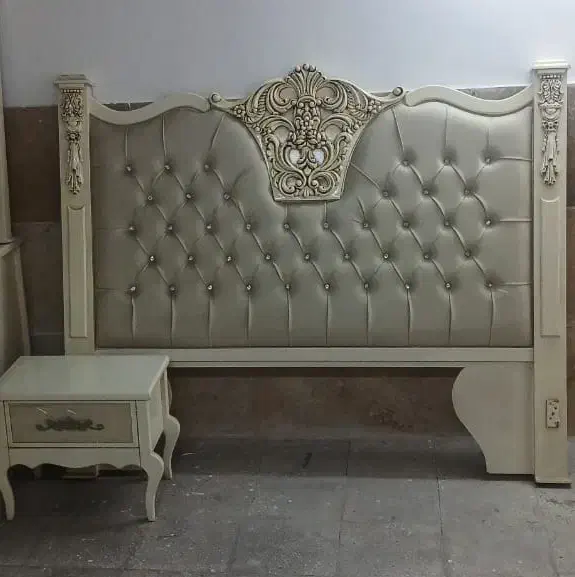 تخت خواب ۲ نفره جک دار به همراه میز آرایش|تخت و سرویس خواب|پاکدشت, پاکدشت (مامازند)|دیوار