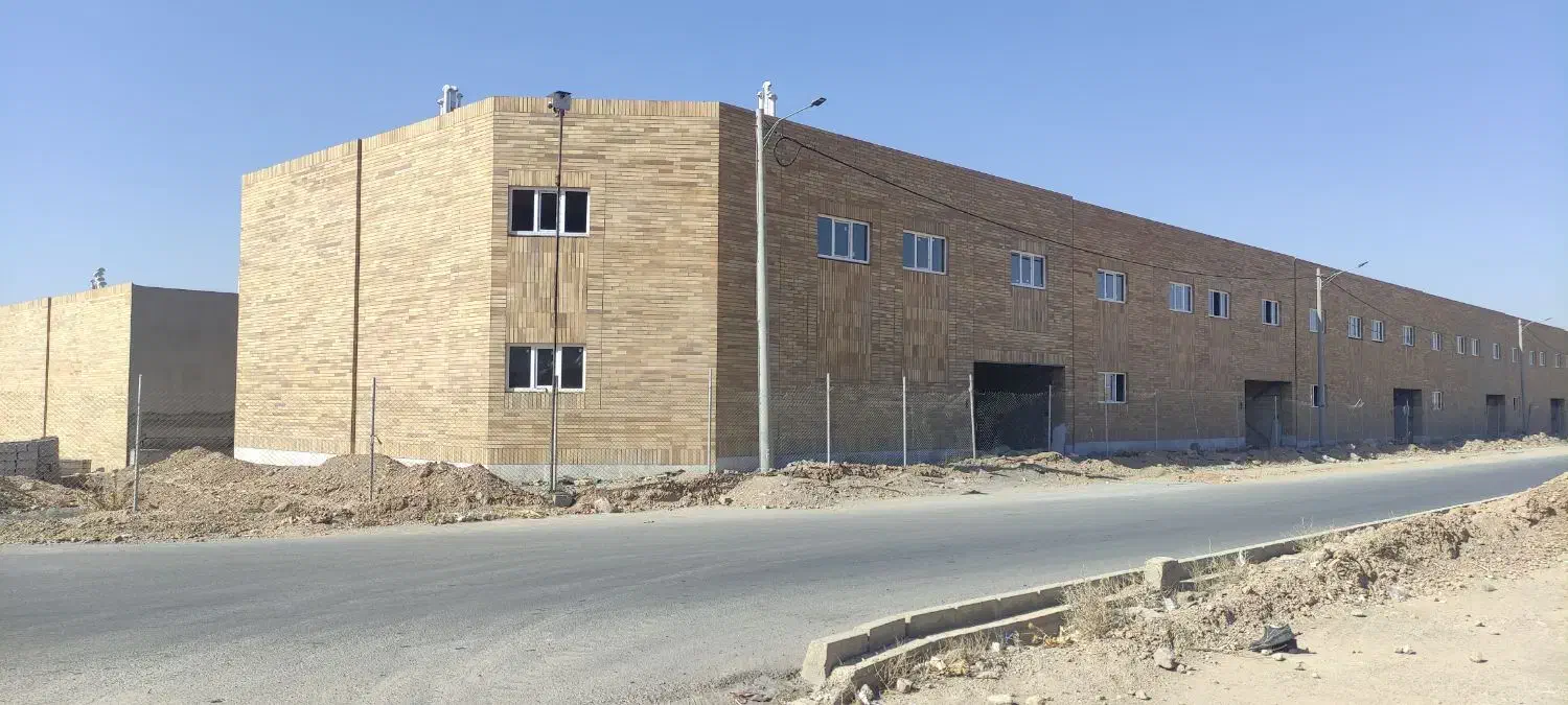 استخدام کاشیکار و گچکار و نما کار چک|استخدام معماری، عمران و ساختمانی|تیران, |دیوار