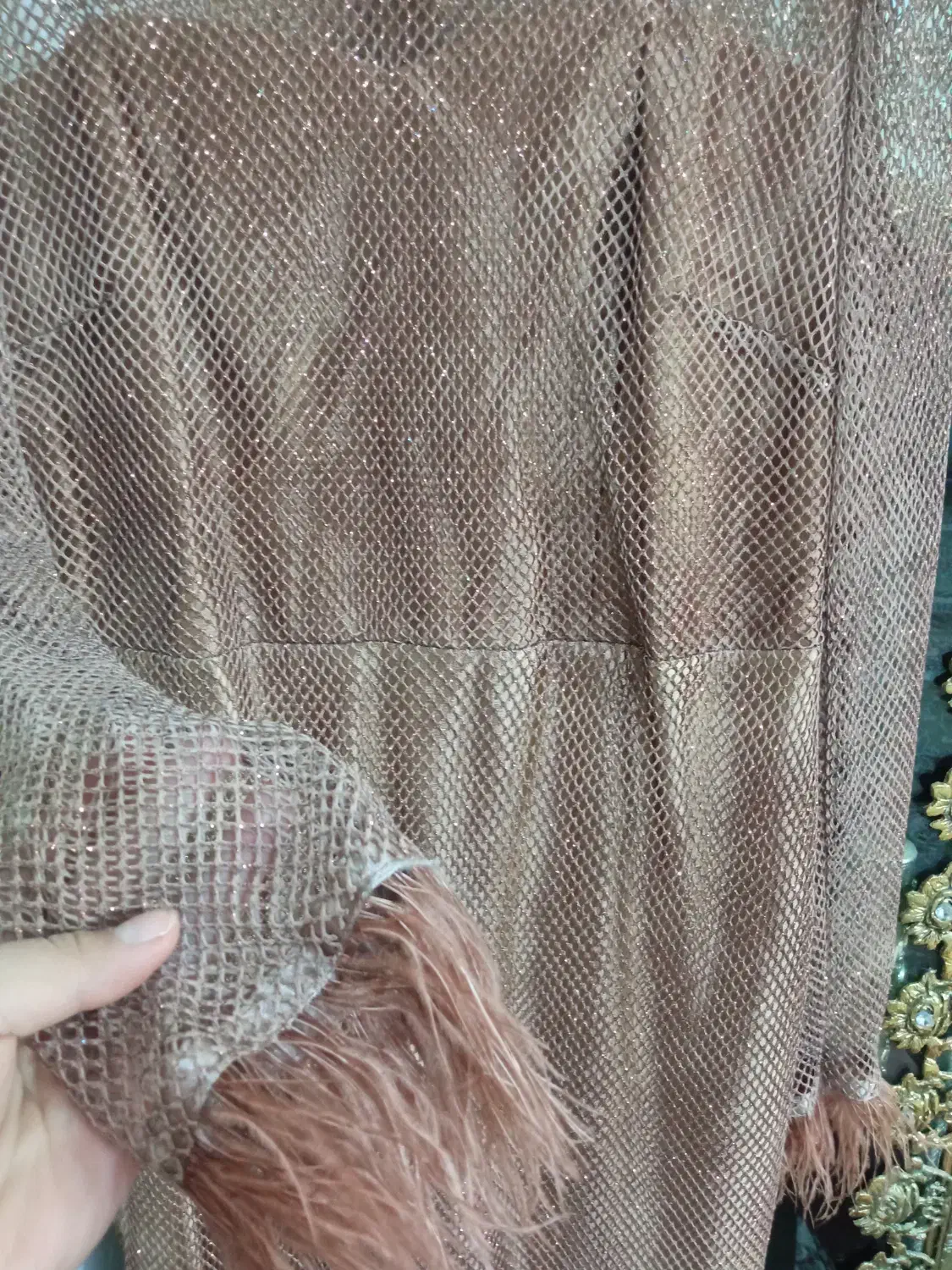 لباس مجلسی|لباس|خوی, |دیوار