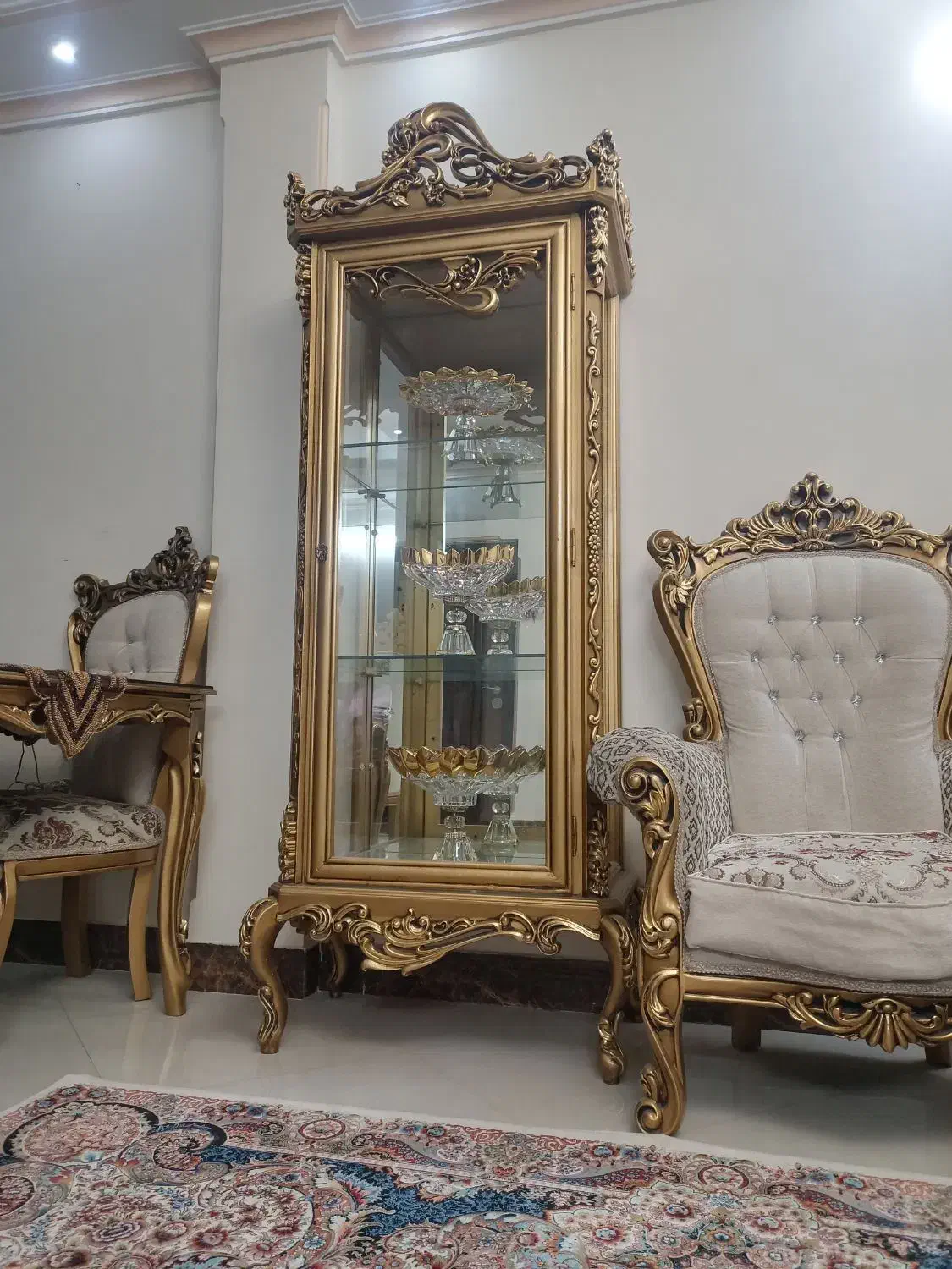 بوفه چوب راش ورق طلا|بوفه، ویترین، کنسول|تهران, والفجر (افسریه)|دیوار