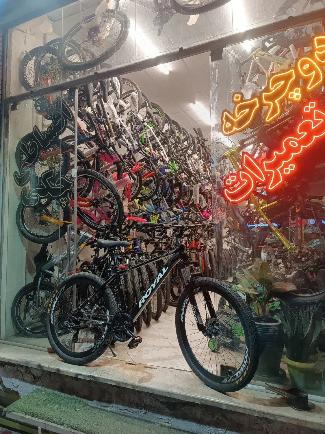 دوچرخه ۱۲و۱۶ و۲۰ و۲۴و۲۶ رویال عسلی ۲۴ دنده قسطی|دوچرخه، اسکیت، اسکوتر|مشهد, زیبا شهر|دیوار