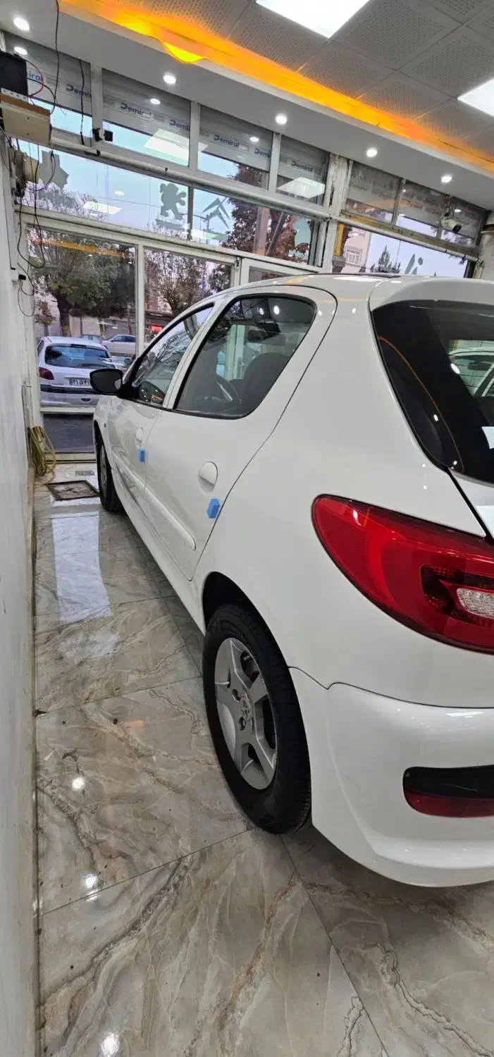 ۲۰۷ مدل ۹۸ بدون رنگ|خودرو سواری و وانت|مراغه, |دیوار