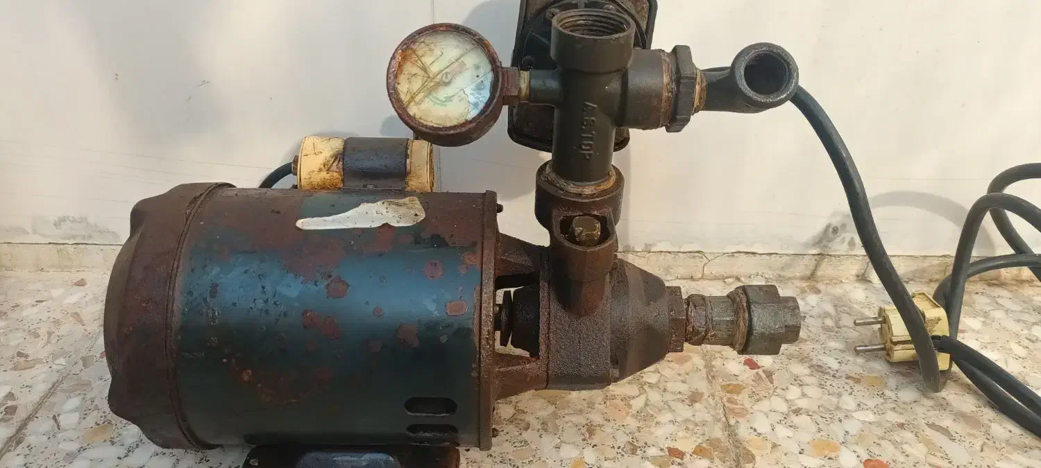 فروش پمپ آب قیمت مناسب|مصالح و تجهیزات ساختمان|آبادان, |دیوار