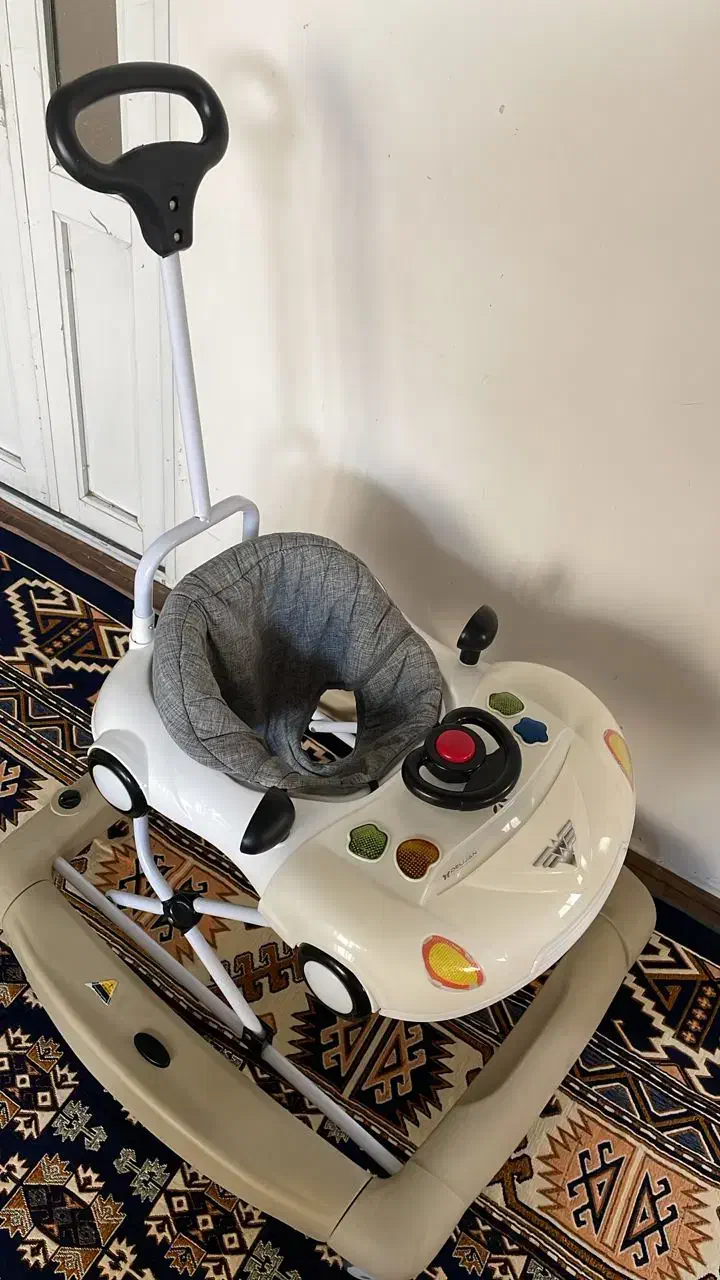 رو روَک موزیکال|کالسکه و لوازم جانبی|قم, وادی السلام|دیوار