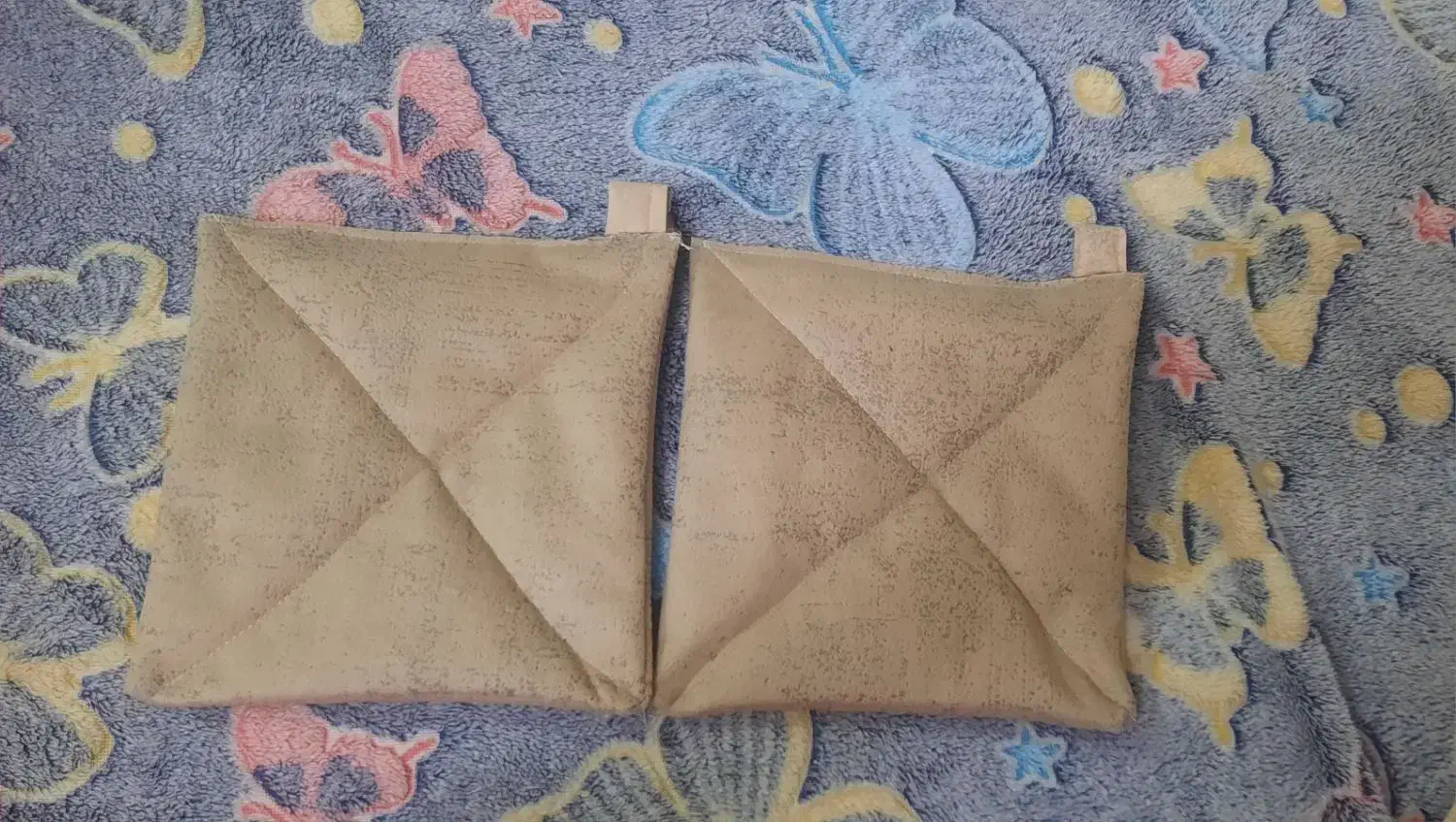 دمکنی دستگیر زیر ظرفی|سفره، حوله، دستمال آشپزخانه|بروجرد, |دیوار