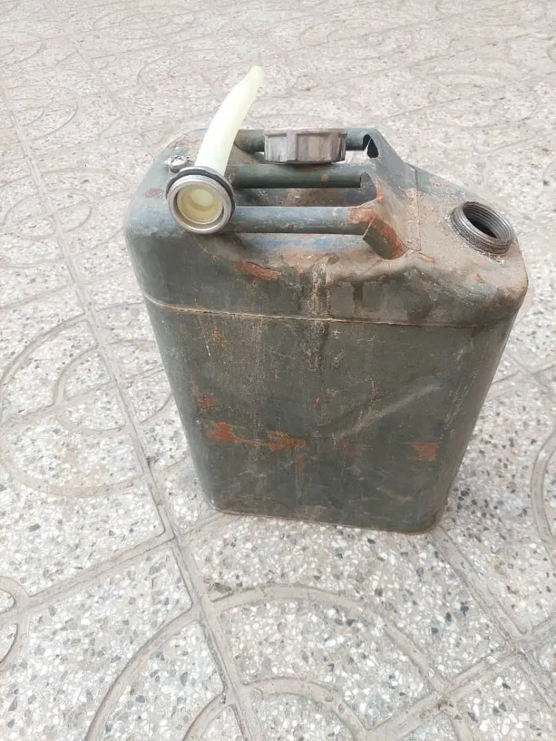 ۲۰ لیتری آهنی|ابزارآلات|ابریشم, |دیوار