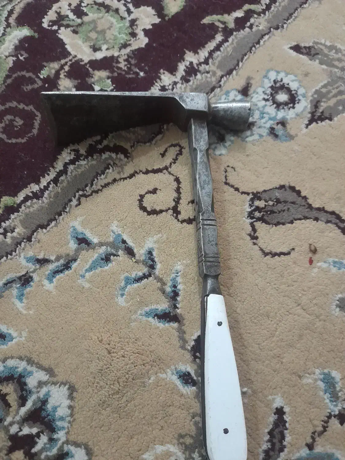 تیشه اصلی|ابزارآلات|خرمشهر, |دیوار