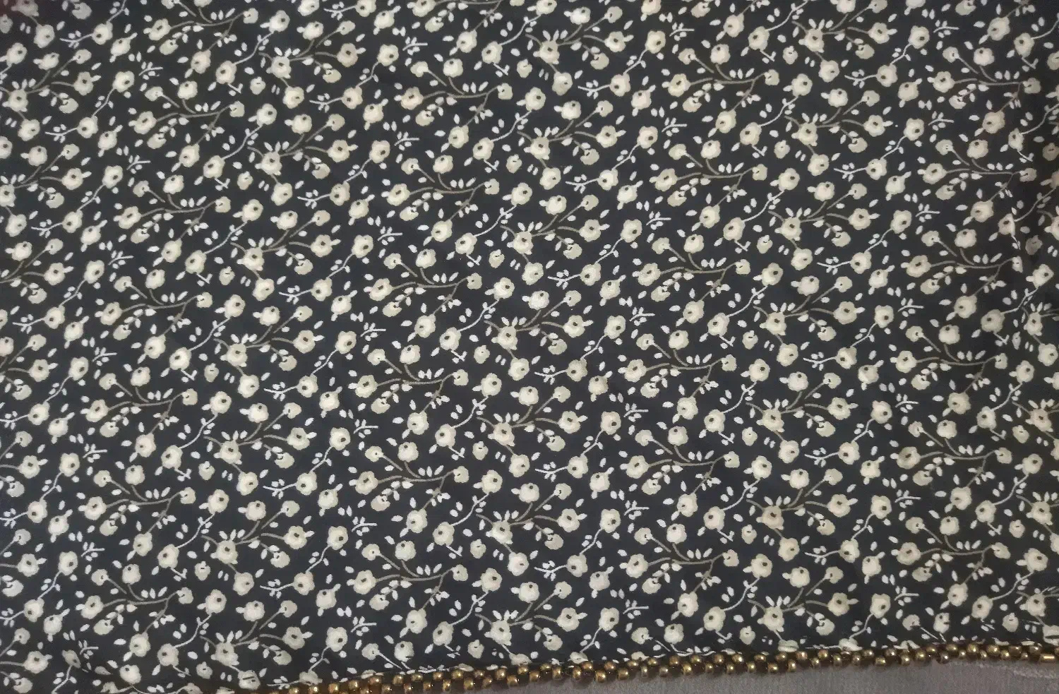 چادر|لباس|سراوان, |دیوار