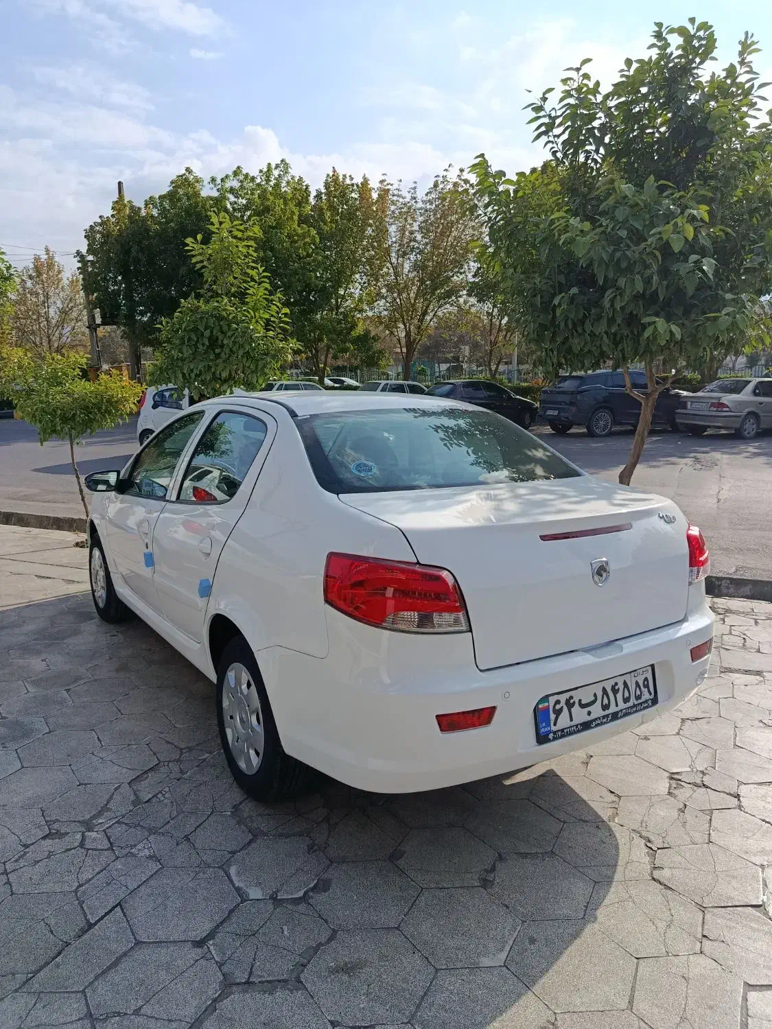 رانا پلاس صفر سفید مشکی|خودرو سواری و وانت|گرگان, |دیوار