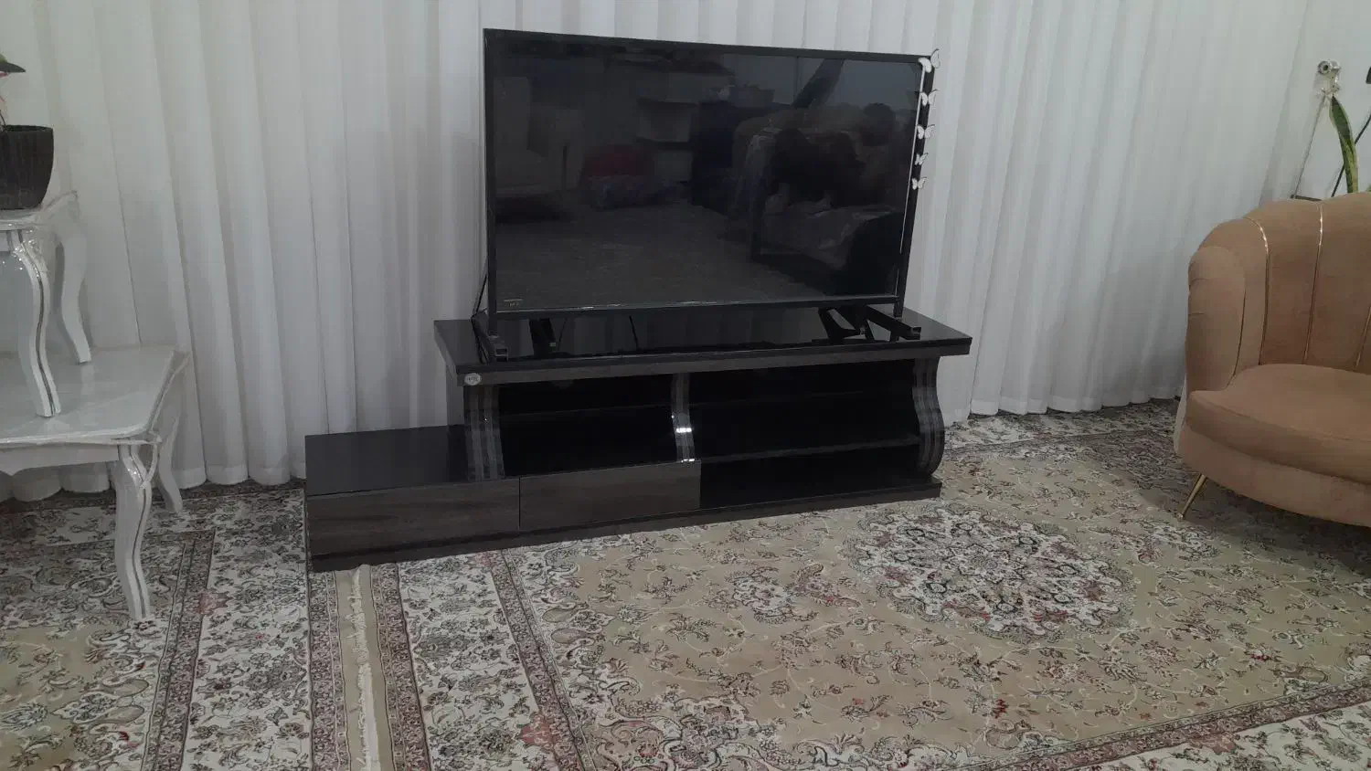 میز تلویزیون|میز تلویزیون|تربت‌حیدریه, پائین ولایت|دیوار