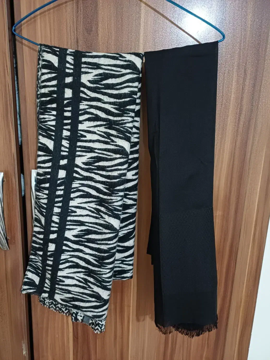 شال و روسری زمستانی|لباس|پرند, فاز ۶|دیوار