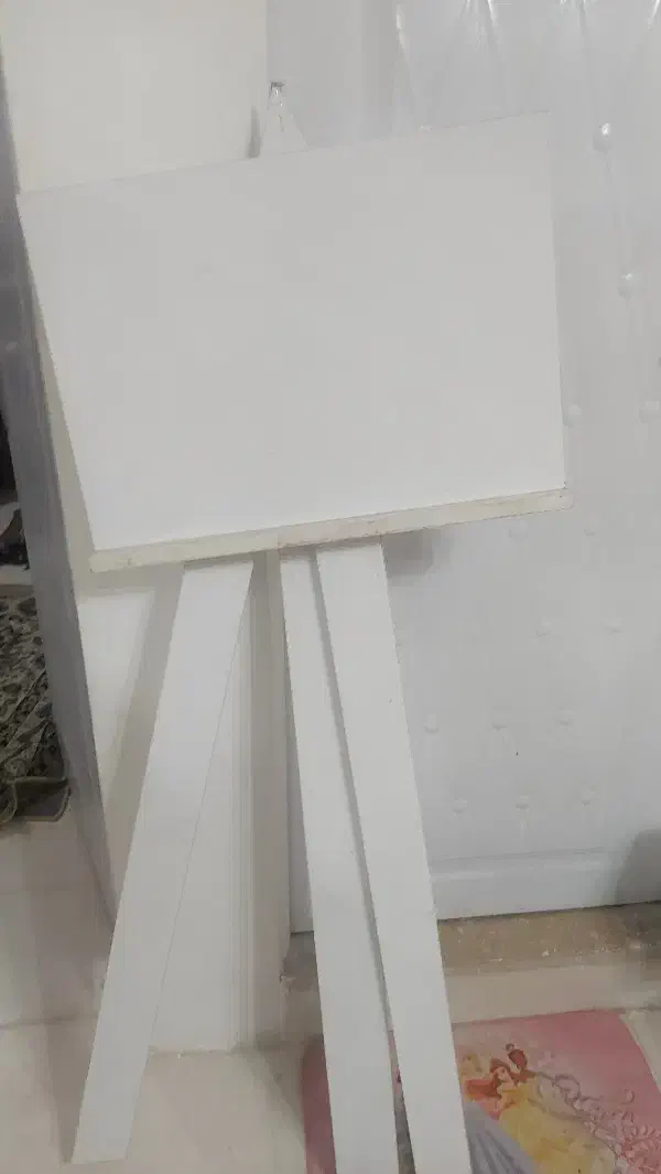 بوم و تخته|لوازم التحریر|مشهد, جانباز|دیوار