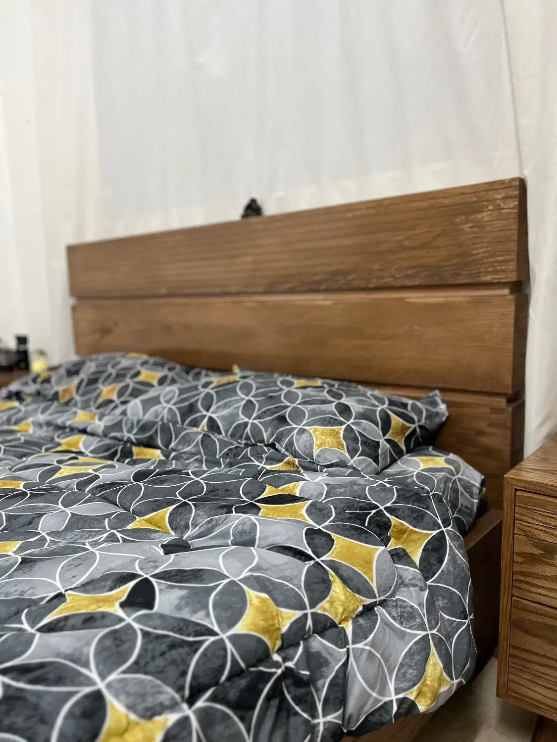 سرویس تخت خواب و میز ناهار خوری چهار نفره|تخت و سرویس خواب|گنبد کاووس, |دیوار