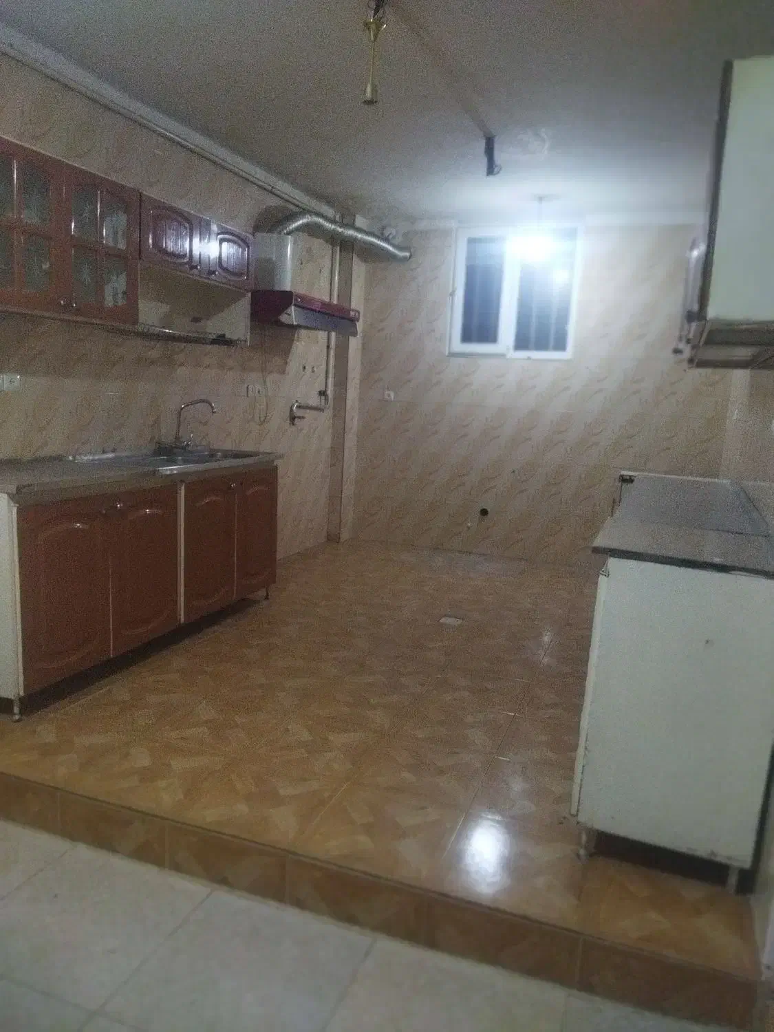 رهن آپارتمان نفت|اجارهٔ آپارتمان|اهواز, کوی مهدیس|دیوار