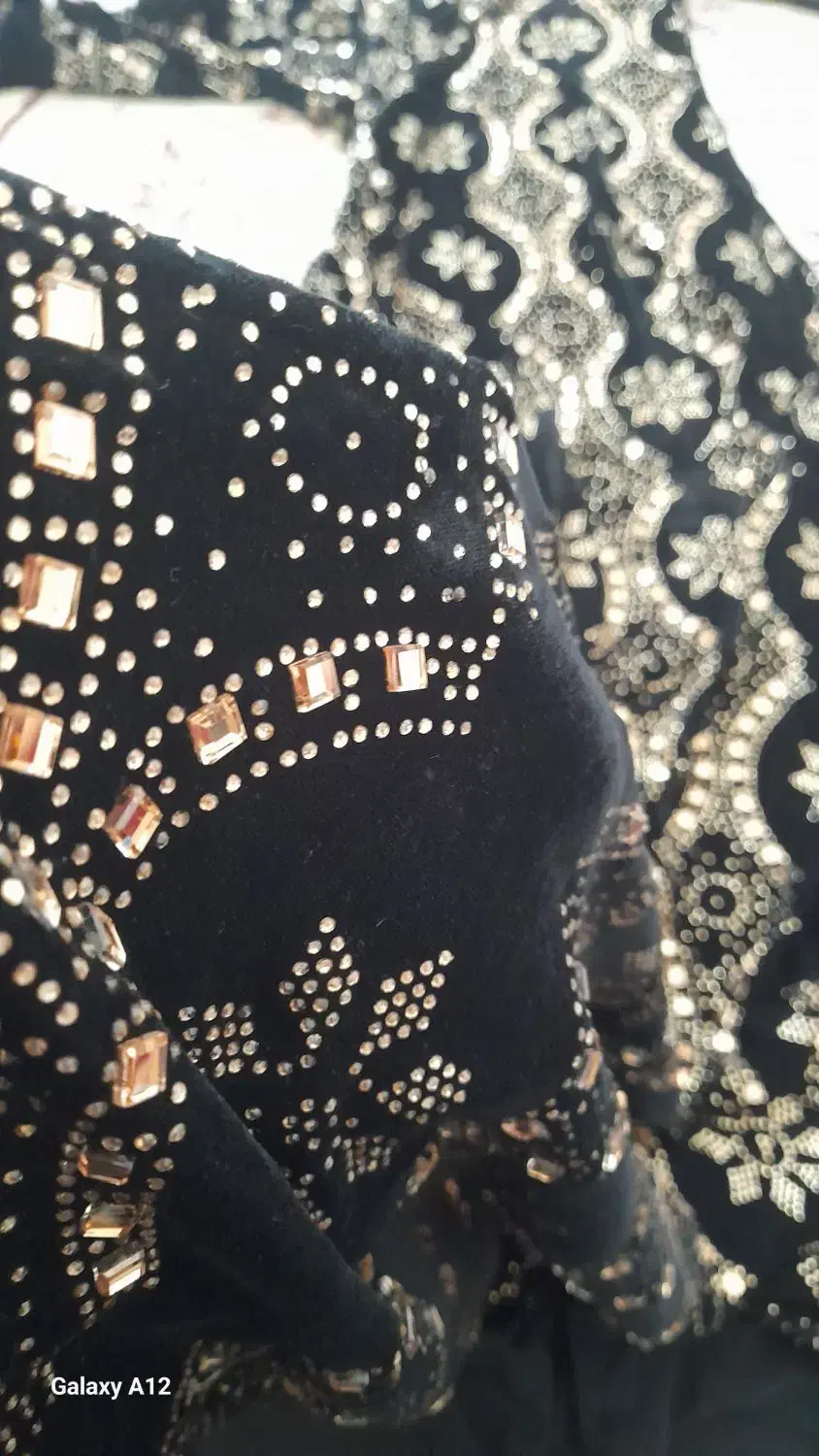 پیراهن مخمل وچادر|لباس|سرپل ذهاب, |دیوار