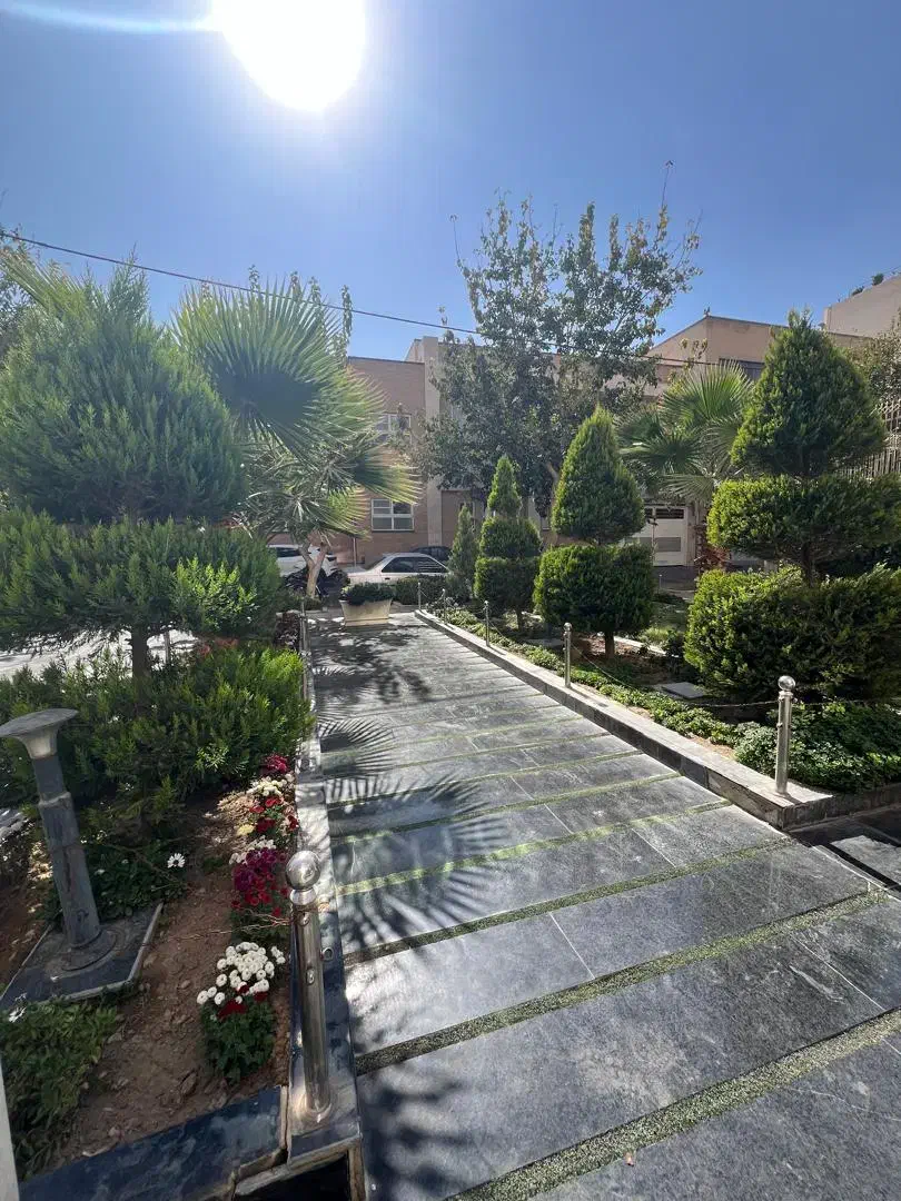 اجاره آپارتمان۱۸۰متر ۳خواب فول لاکچری خ عباس آباد|اجارهٔ آپارتمان|اصفهان, عباسآباد|دیوار