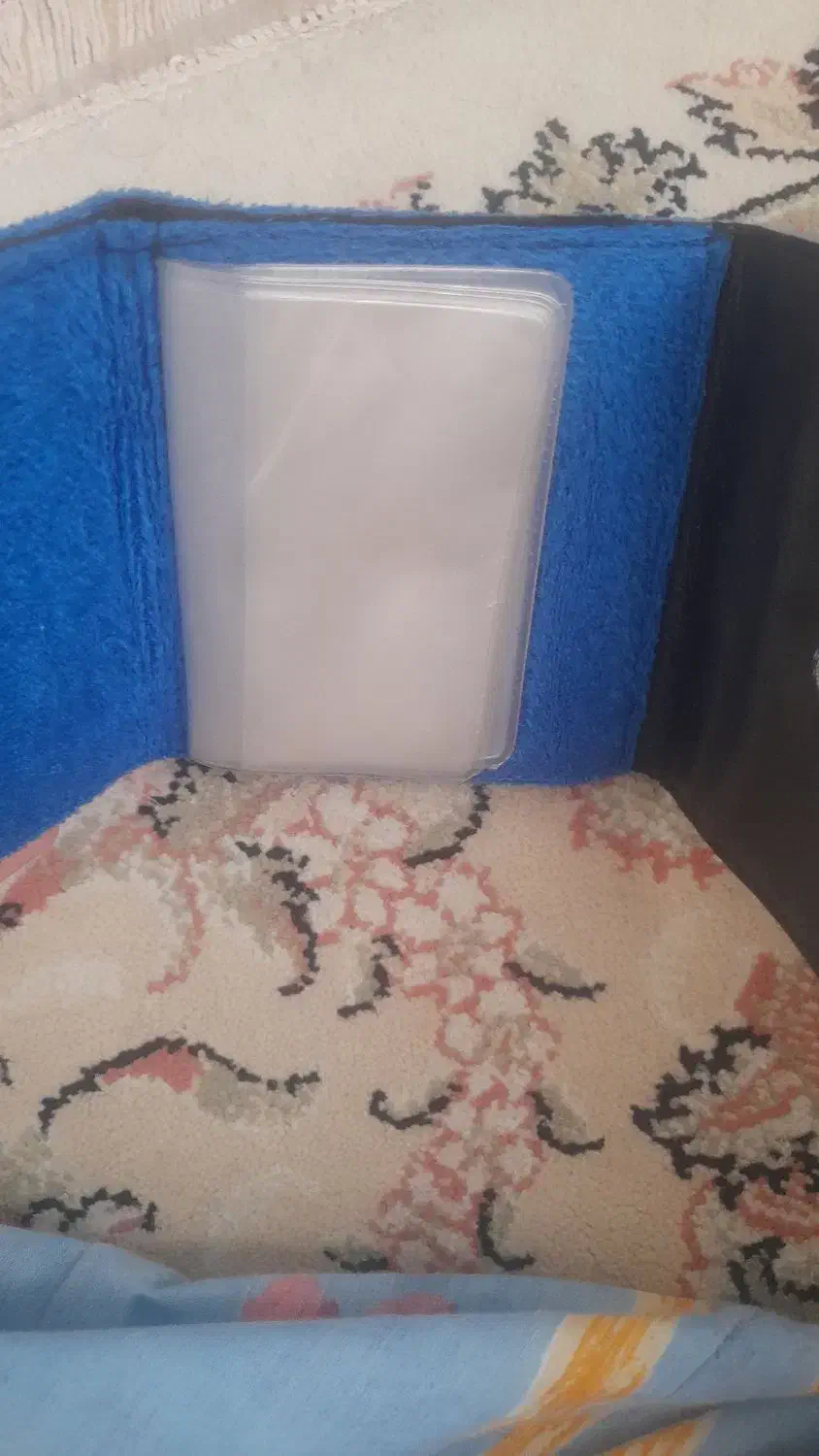 چندتا کیف و کتونی در حدنو|کیف، کفش، کمربند|رشت, چله خانه|دیوار