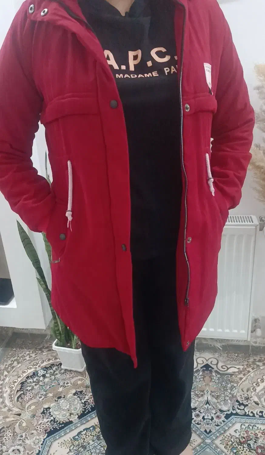 کاپشن کلاه دار در حد نو چند بار بیشتر پوشیده نشده|لباس|صدرا-فارس, فاز ۲|دیوار