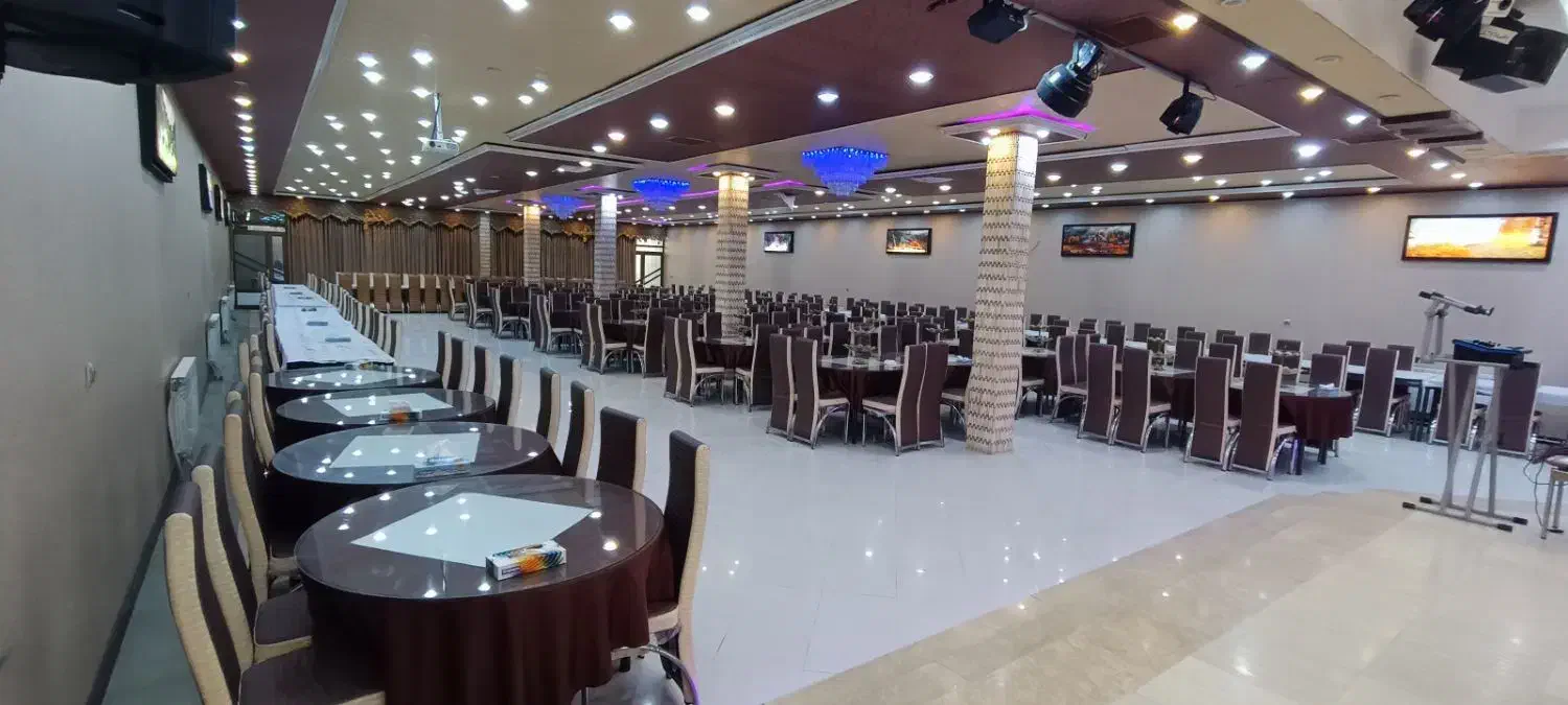 تالار زیبای آزادی|خدمات پذیرایی، مراسم|نجفآباد, شهرک صنعتی نجف آباد|دیوار