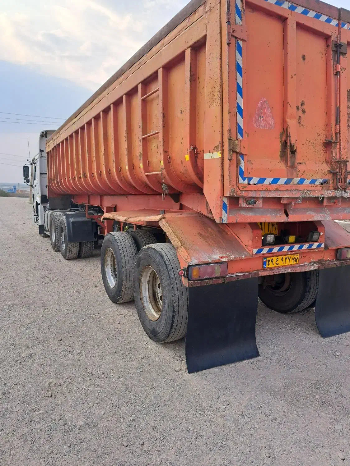 شاسی ولگن|خودرو سنگین|باروق, |دیوار