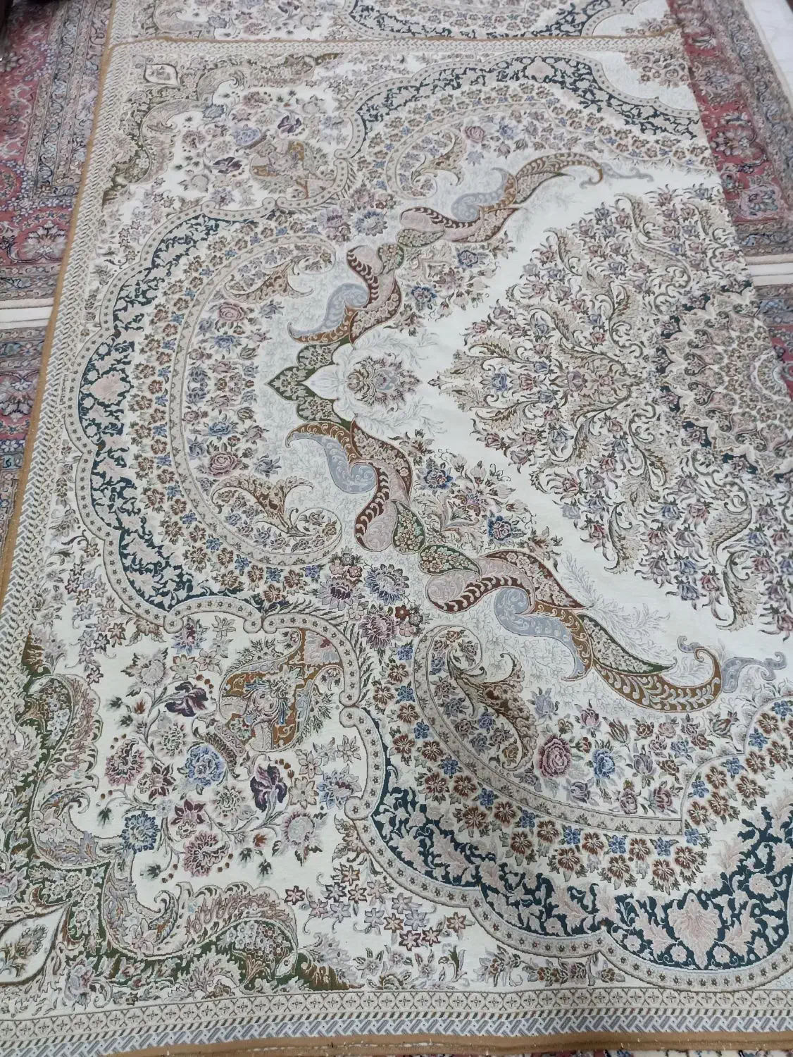 روفرشی|روفرشی|همدان, |دیوار