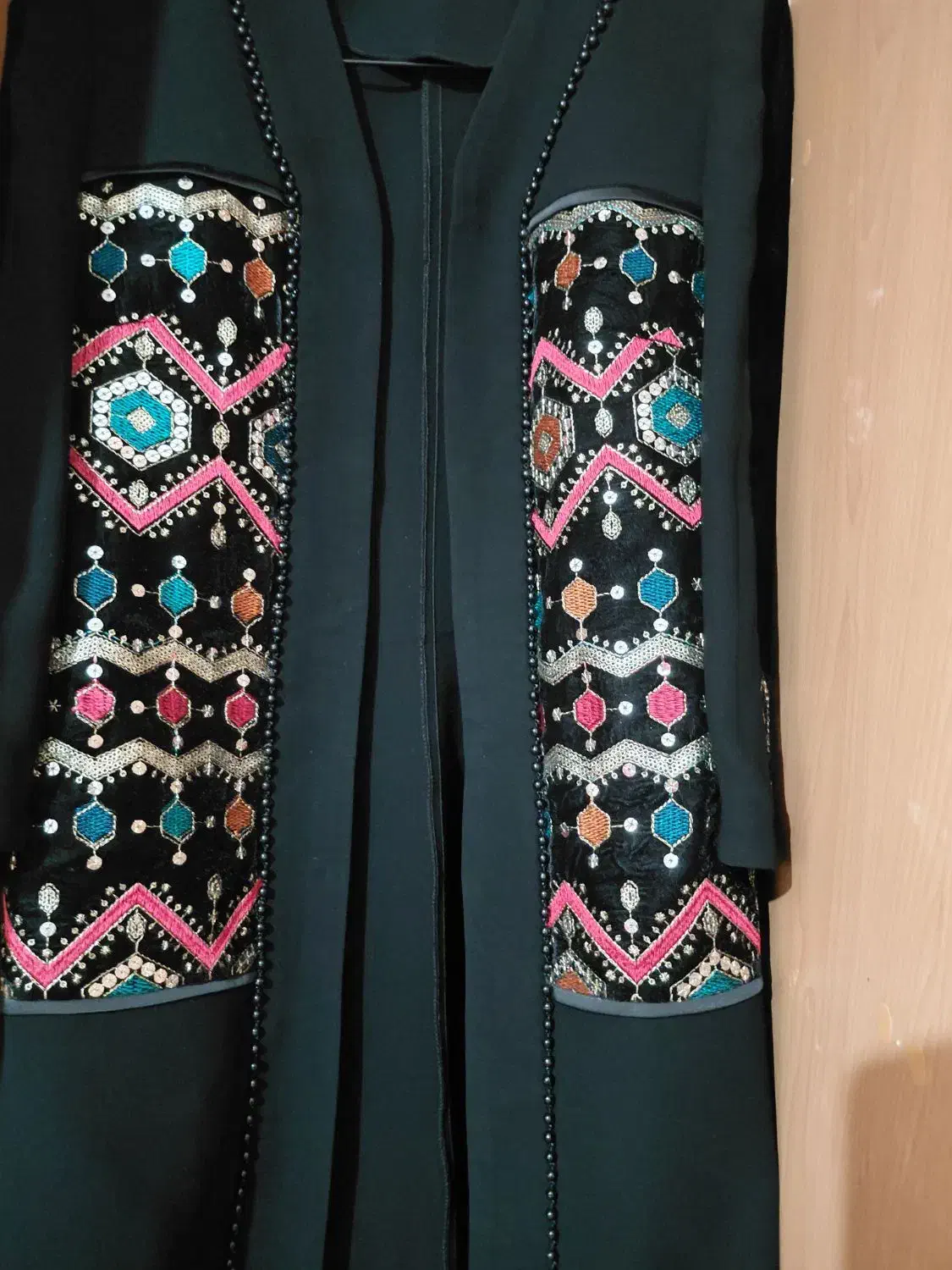 دو دست مانتو سوزن دوزی مجلسی|لباس|شهرکرد, |دیوار