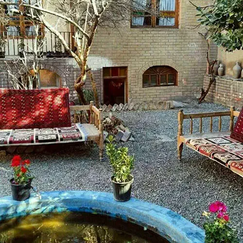 منزل ویلایی/قابل‌ سکونت/بازسازی شده/شهرک بهشتی|فروش خانه و ویلا|شیراز, شهرک بهشتی|دیوار