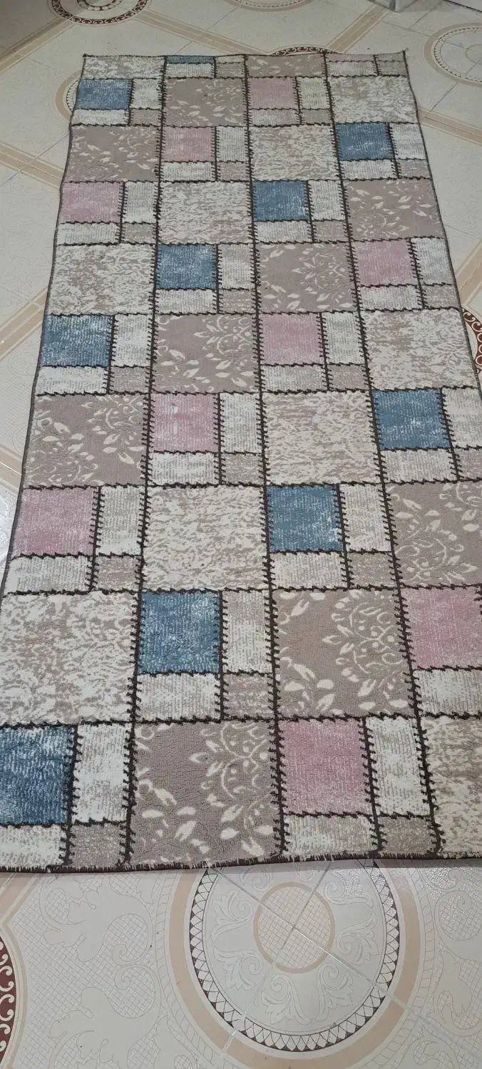 دو عدد فرش|فرش|علی‌آباد کتول, |دیوار