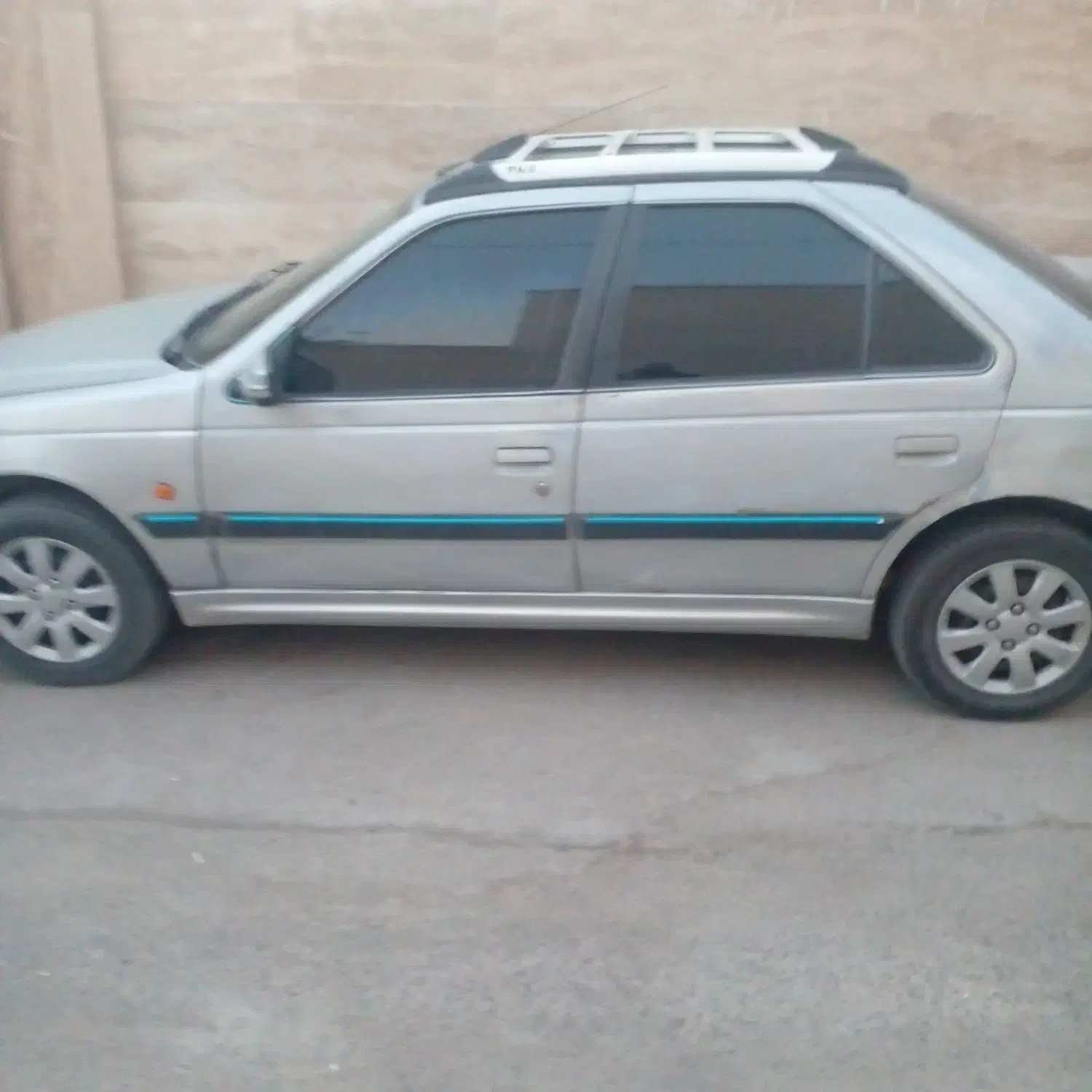 فروش پژوپارس دوگانه مدل۸۲|خودرو سواری و وانت|دهق, |دیوار