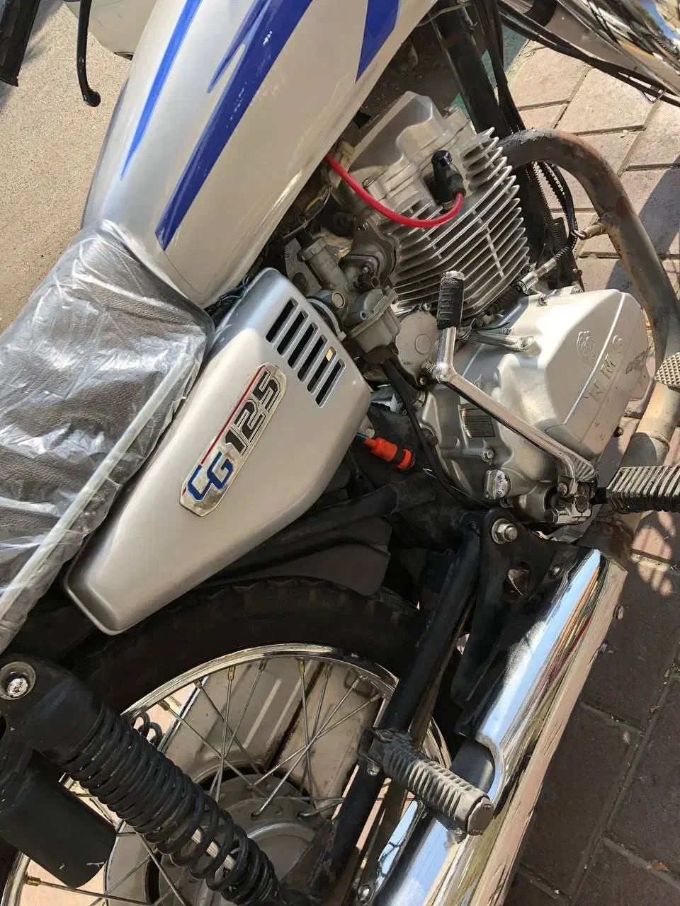 هوندا سی جی ۱۲۵ سیلندر بزرگ احسان|موتورسیکلت|اندیشه, اندیشه فاز ۴|دیوار