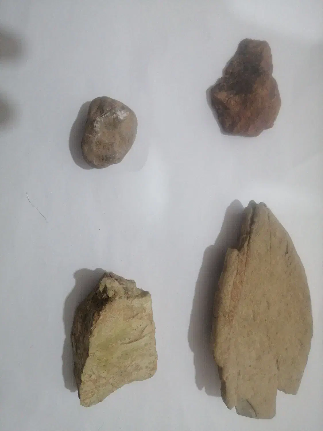 یادگاری|جواهرات|کاشان, فین کوچک|دیوار