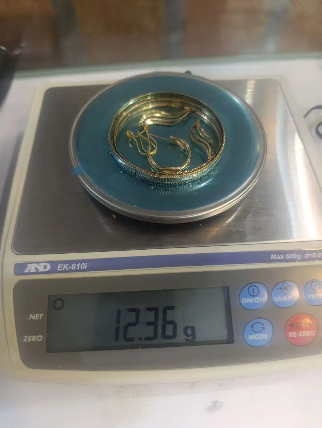 مقداری طلا متفرقه به قیمت تابلو ۱۰۰ گرم +۱٪|جواهرات|پارسآباد, |دیوار