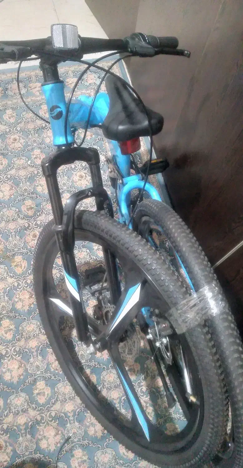 دوچرخه دنده ای تاشو ۲۶|دوچرخه، اسکیت، اسکوتر|شاهین‌شهر, خانه کارگر|دیوار