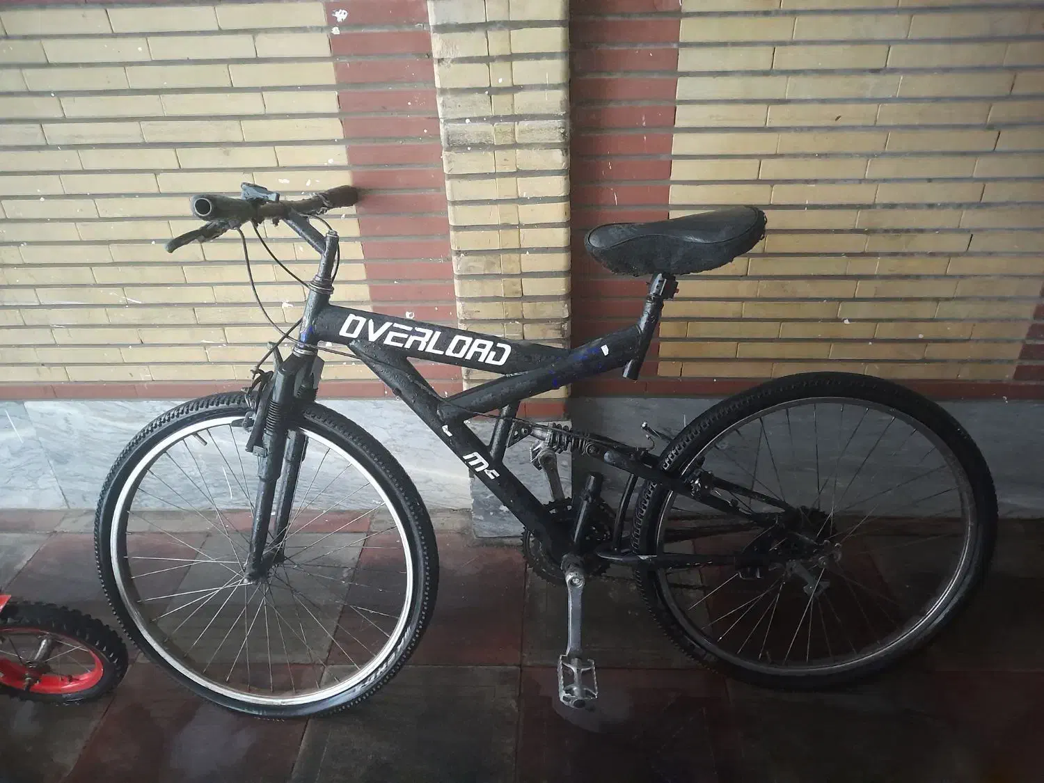 دوچرخه نیاز به تعمیر|دوچرخه، اسکیت، اسکوتر|اندیشه, اندیشه فاز ۱|دیوار